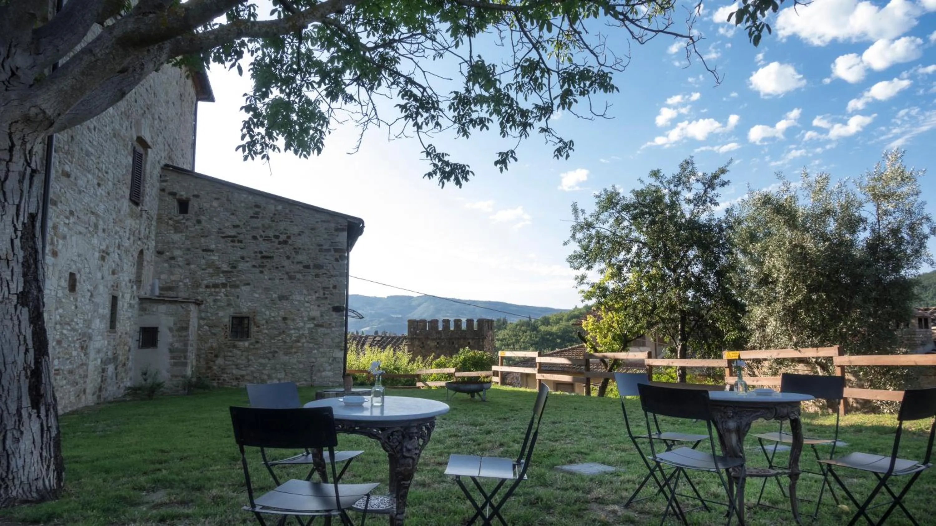 Garden view in Torre nel Chianti