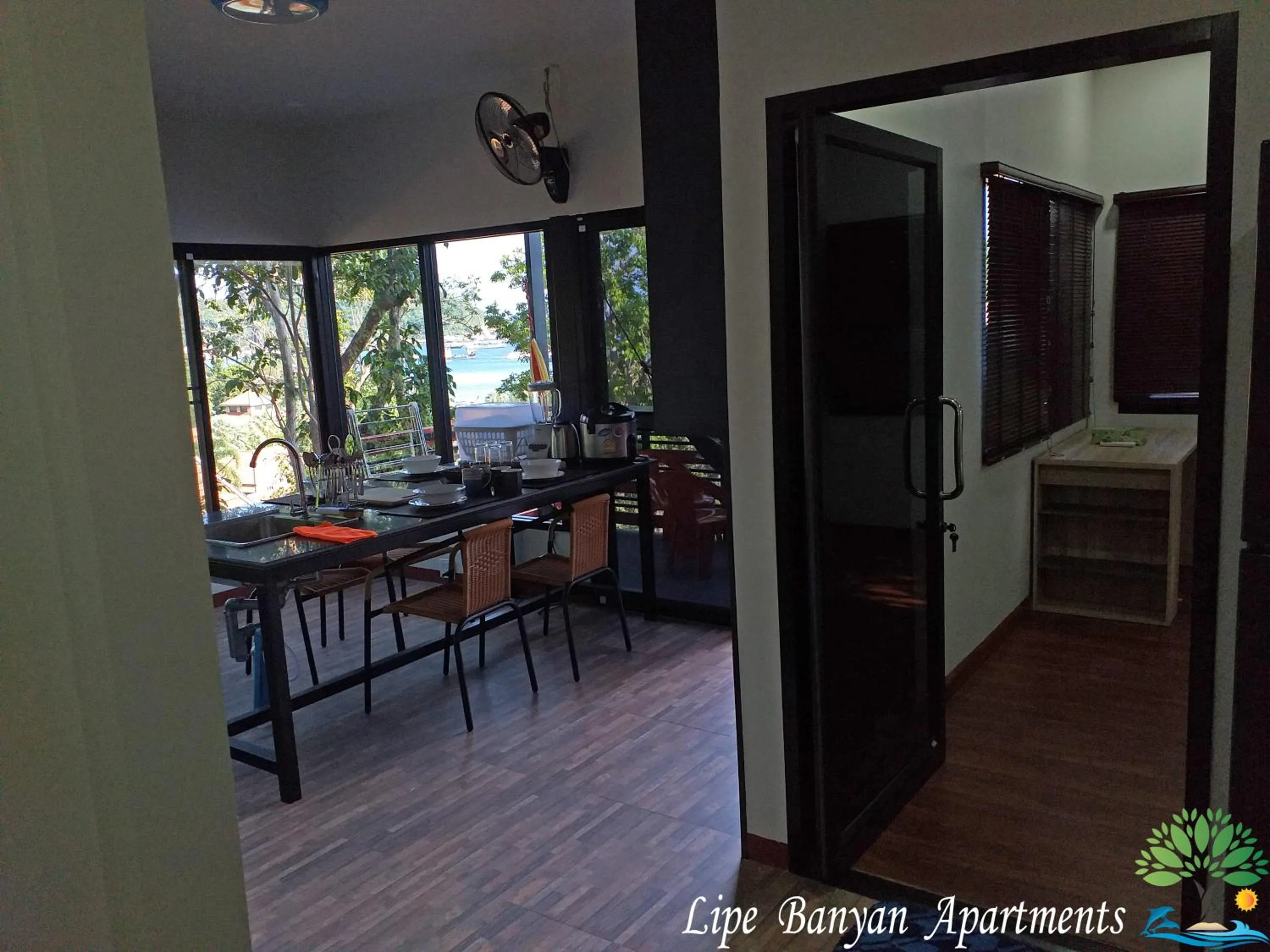 Lipe Banyan Apartments
