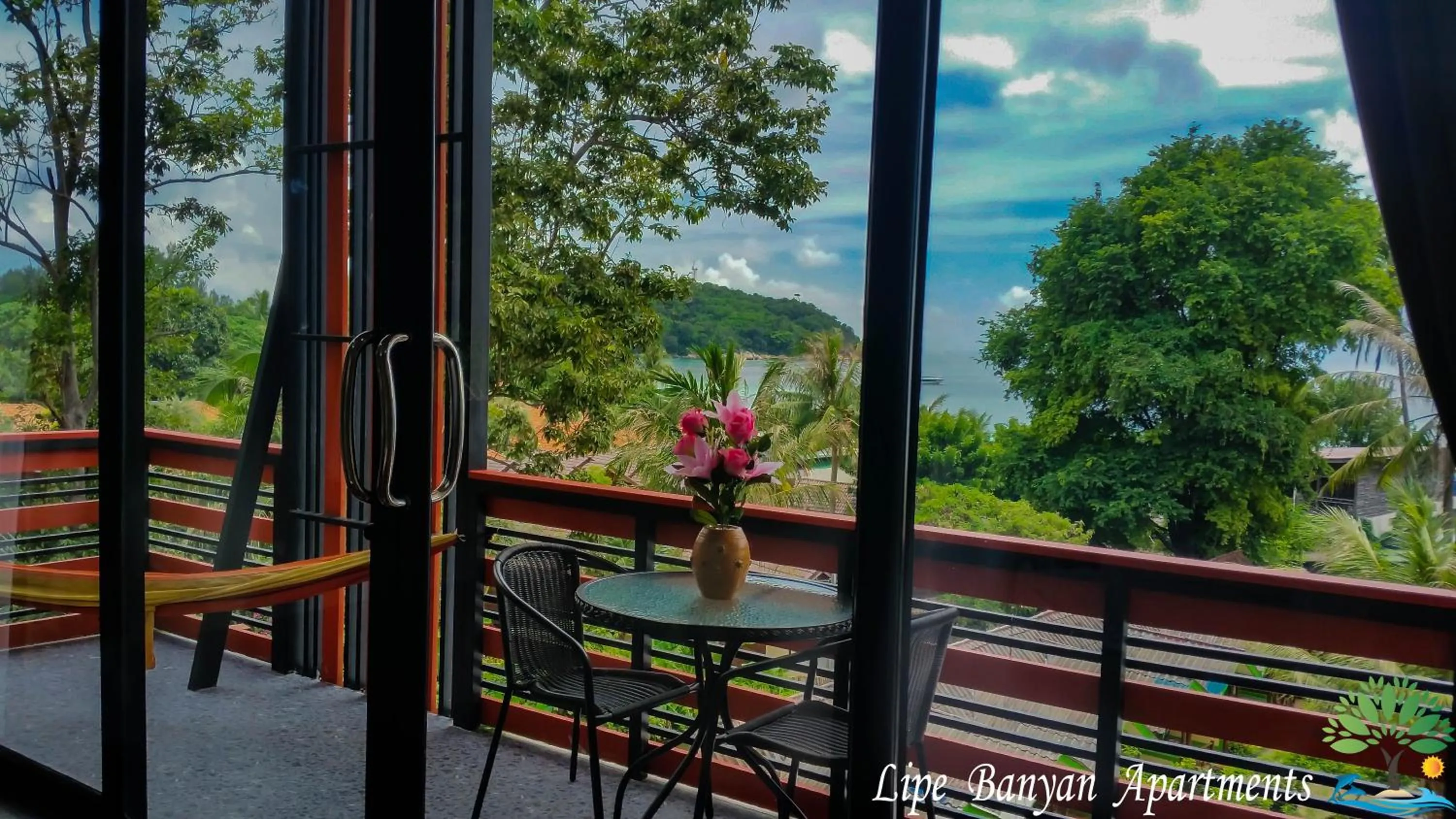 Lipe Banyan Apartments