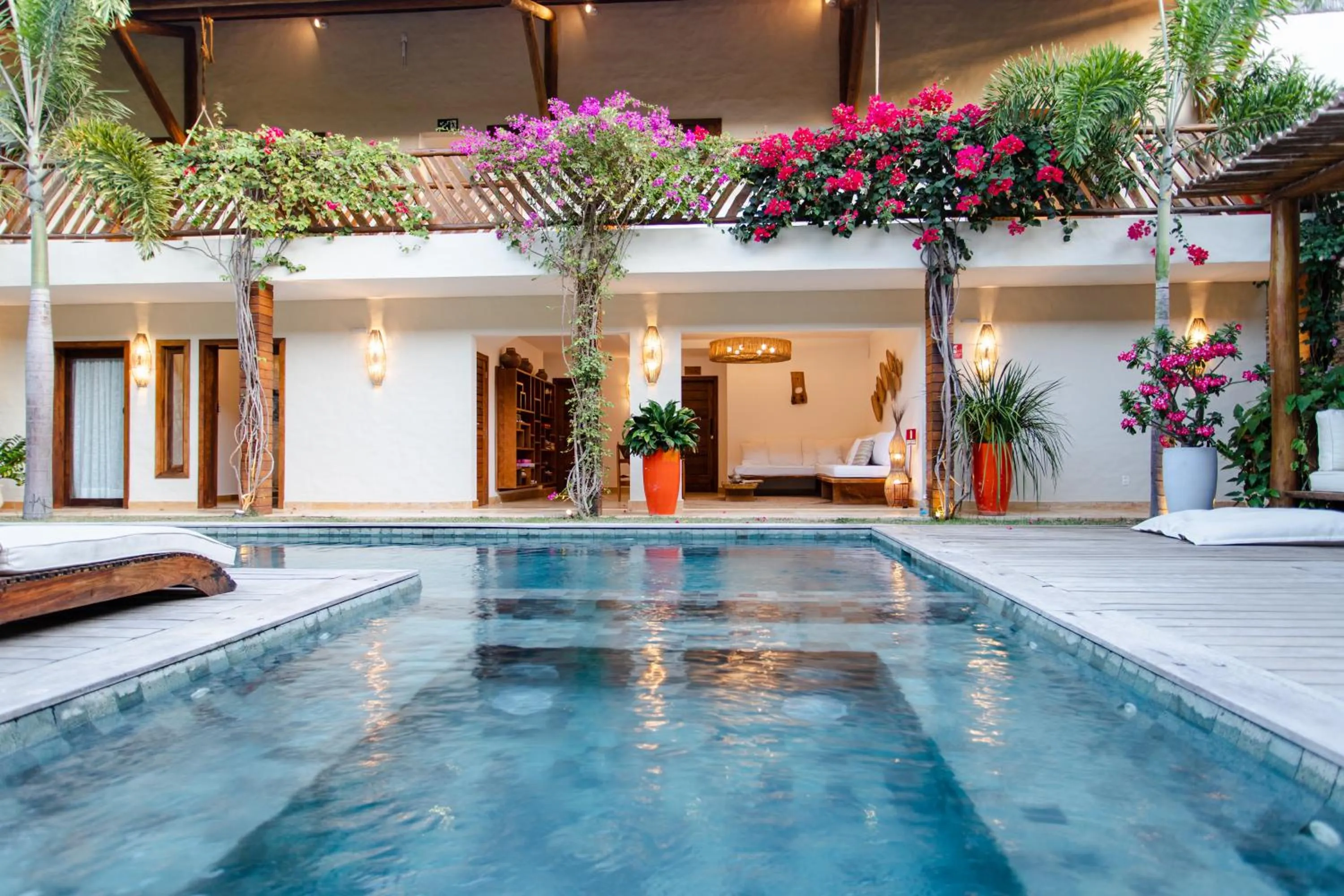 Swimming pool in VillaMag