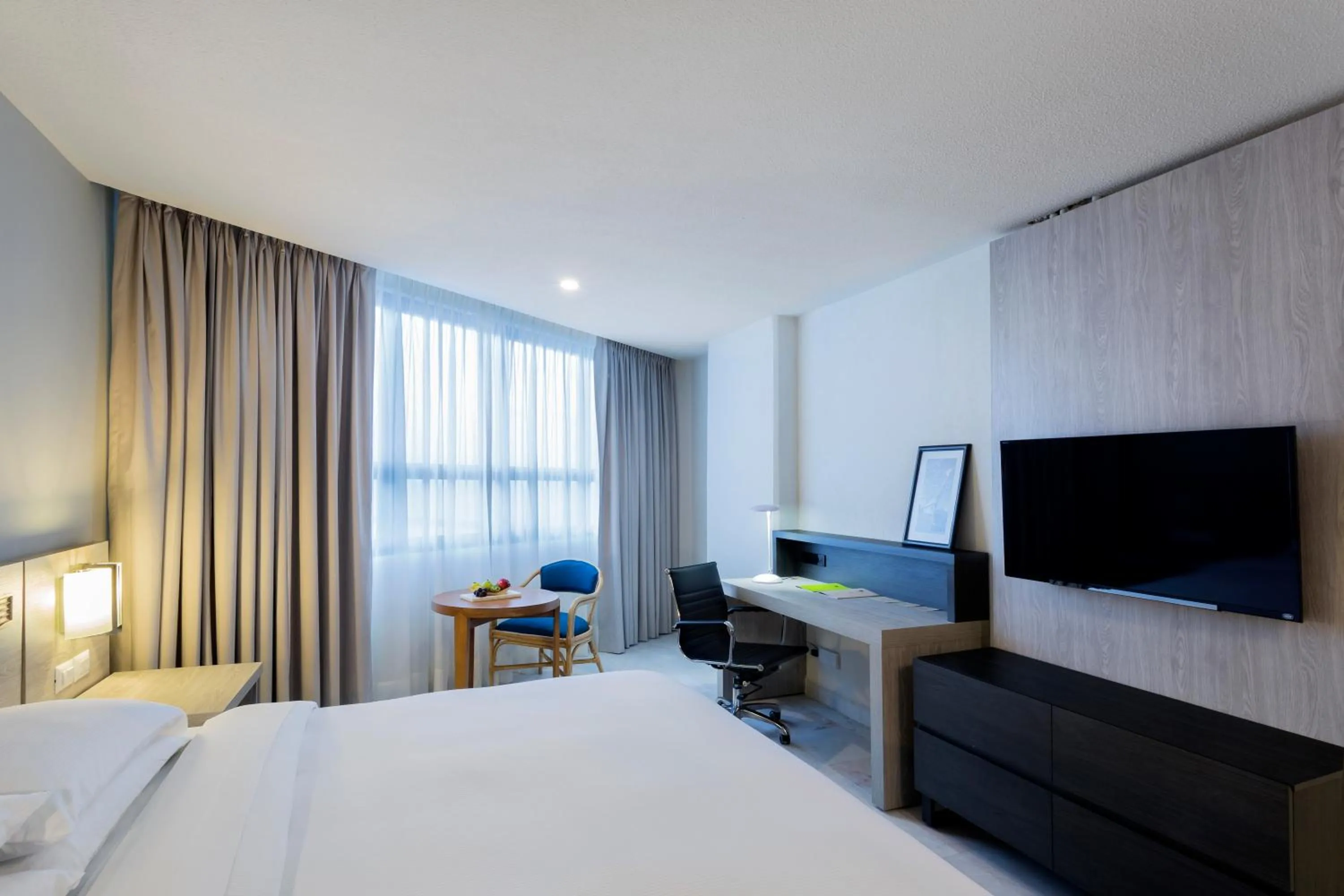 TV and multimedia, Bed in DoubleTree by Hilton Veracruz
