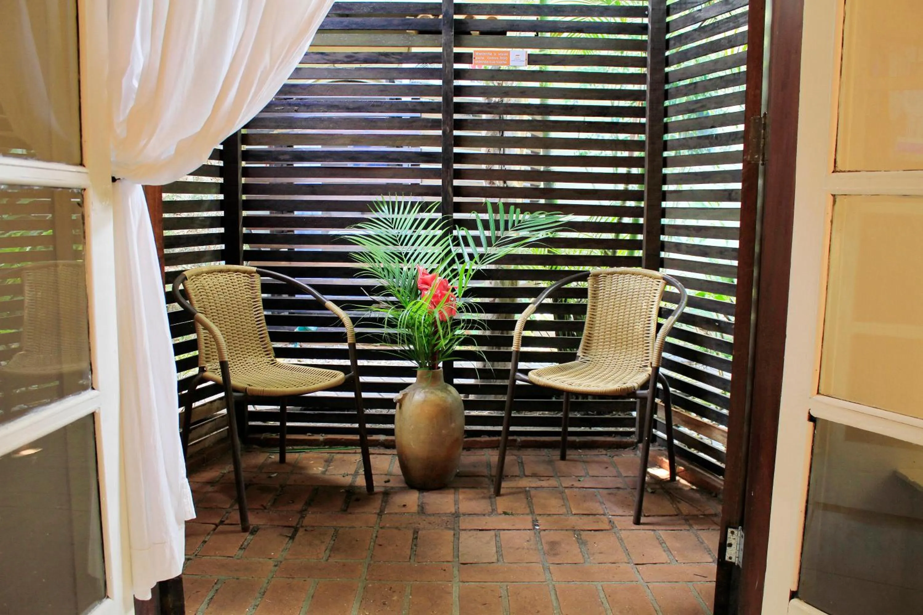 Balcony/Terrace in Pousada Canto do Camburi