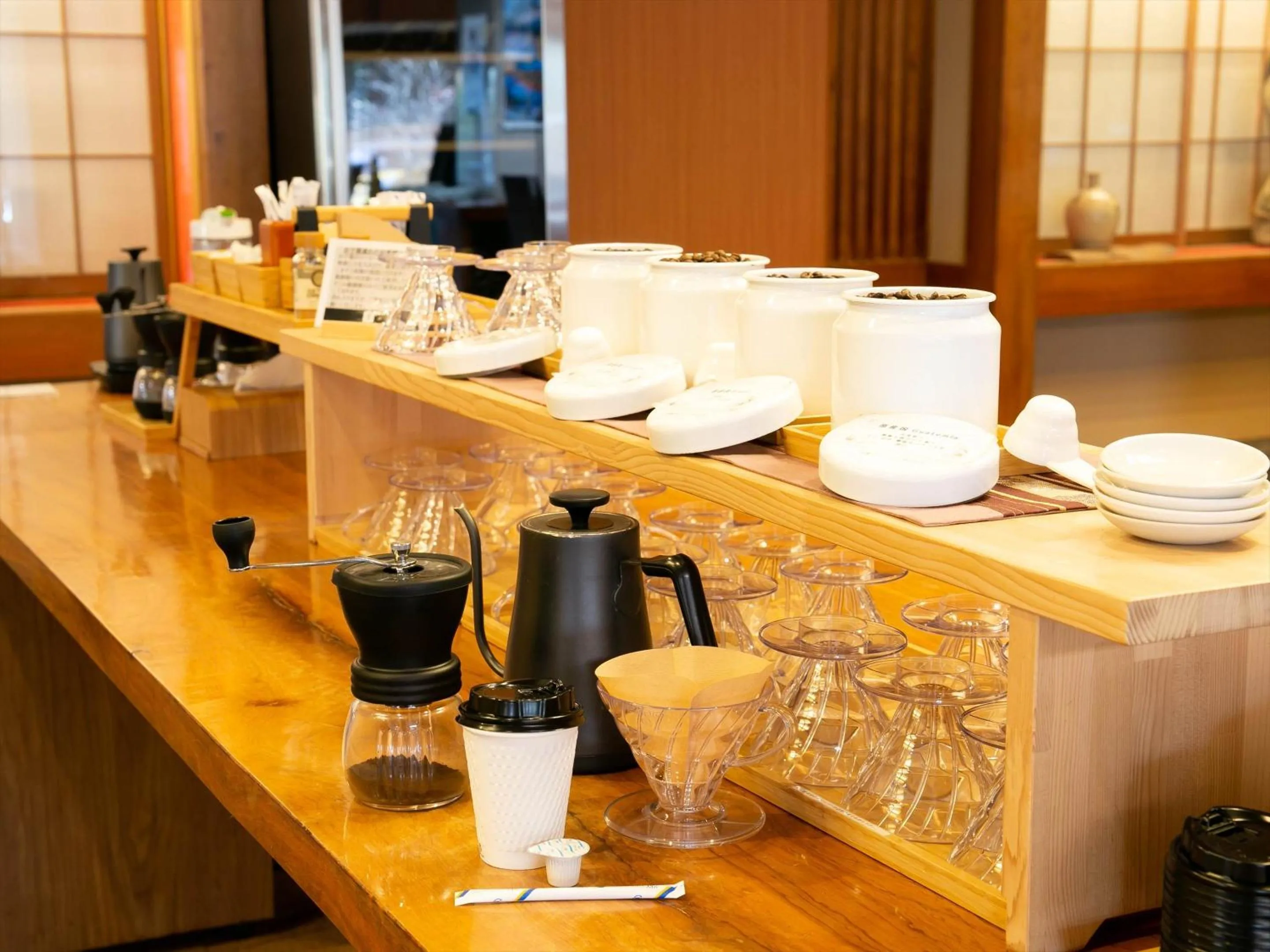 Coffee/tea facilities in Hiranoya