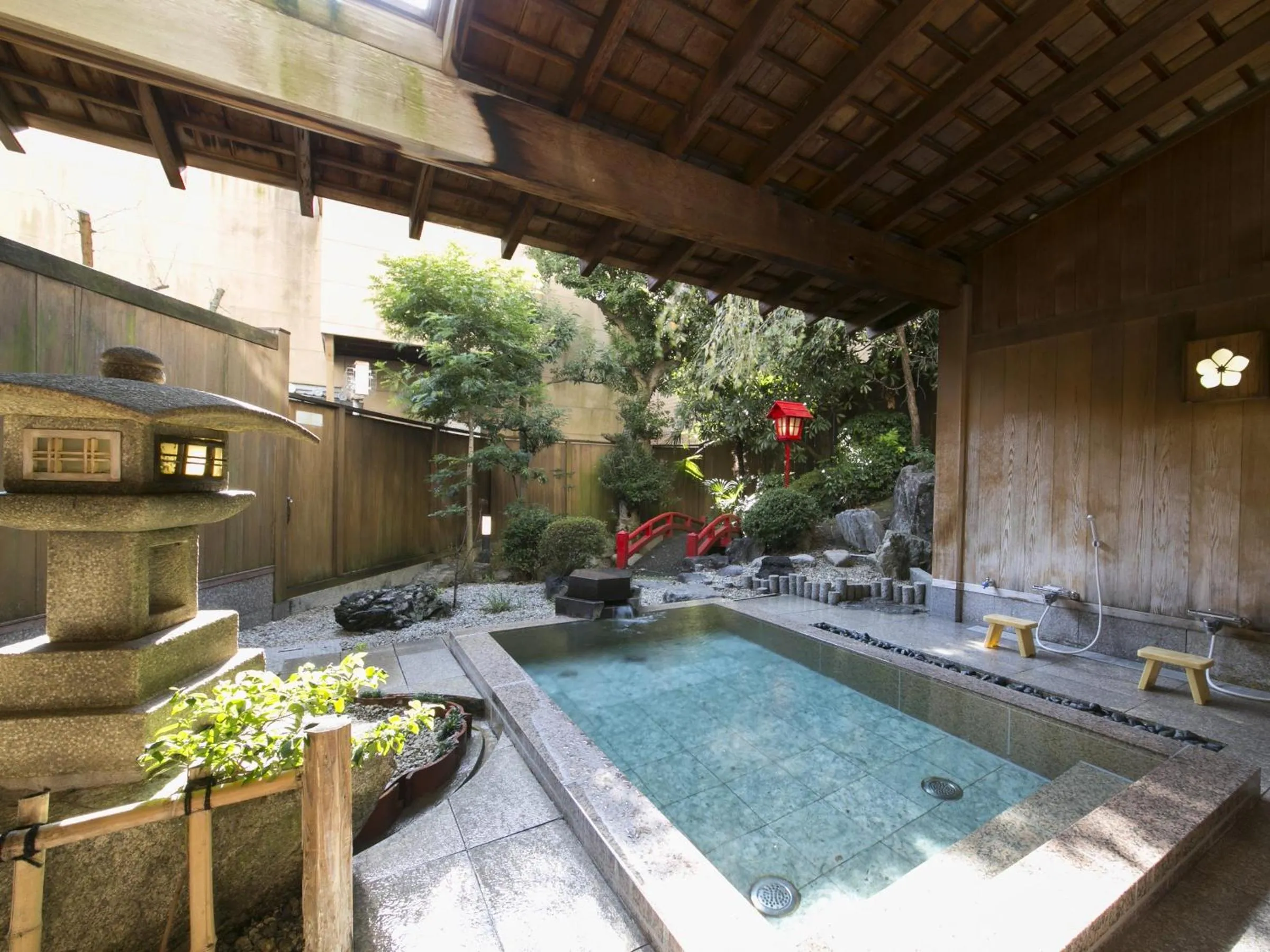 Hot Spring Bath in Hiranoya