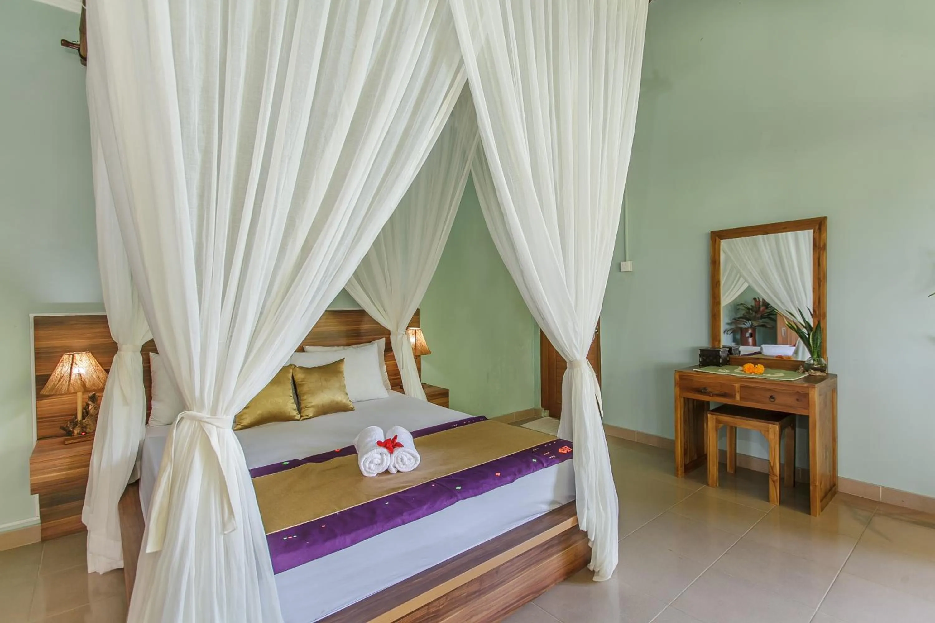 Photo of the whole room, Bed in Villa D'Carik Bali
