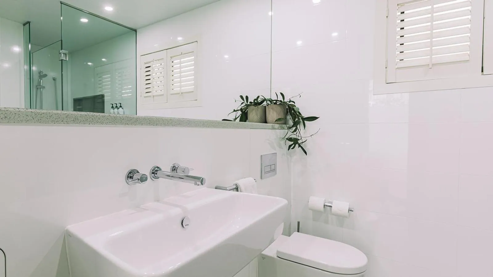 Bathroom in 1770 Getaway Villas