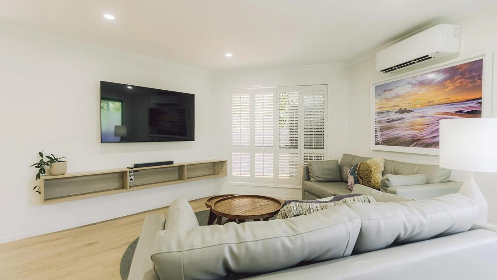 Living room in 1770 Getaway Villas