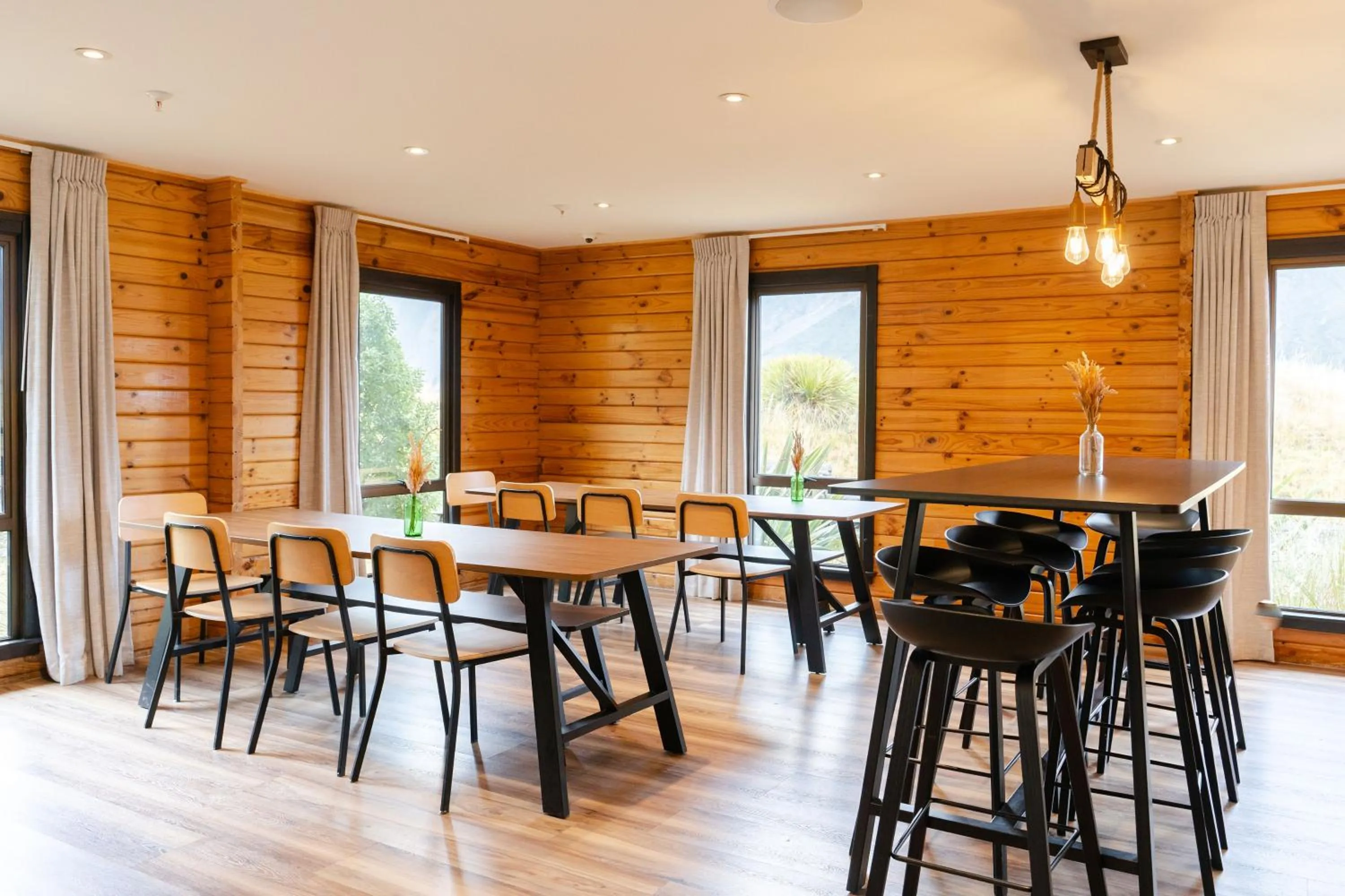 Seating area in Haka House Hostel Aoraki Mt Cook