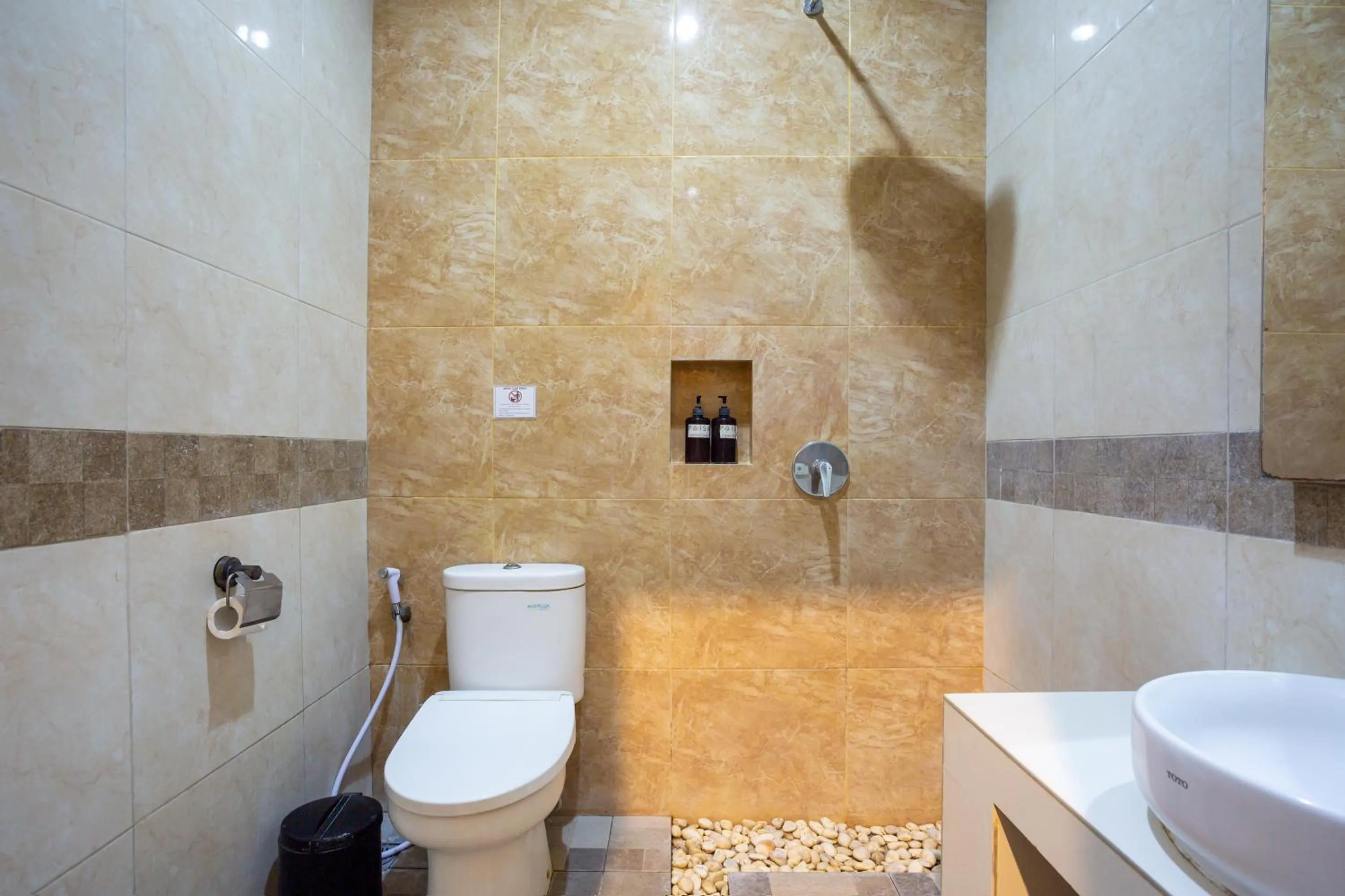 Bathroom in Paisa Seminyak Living