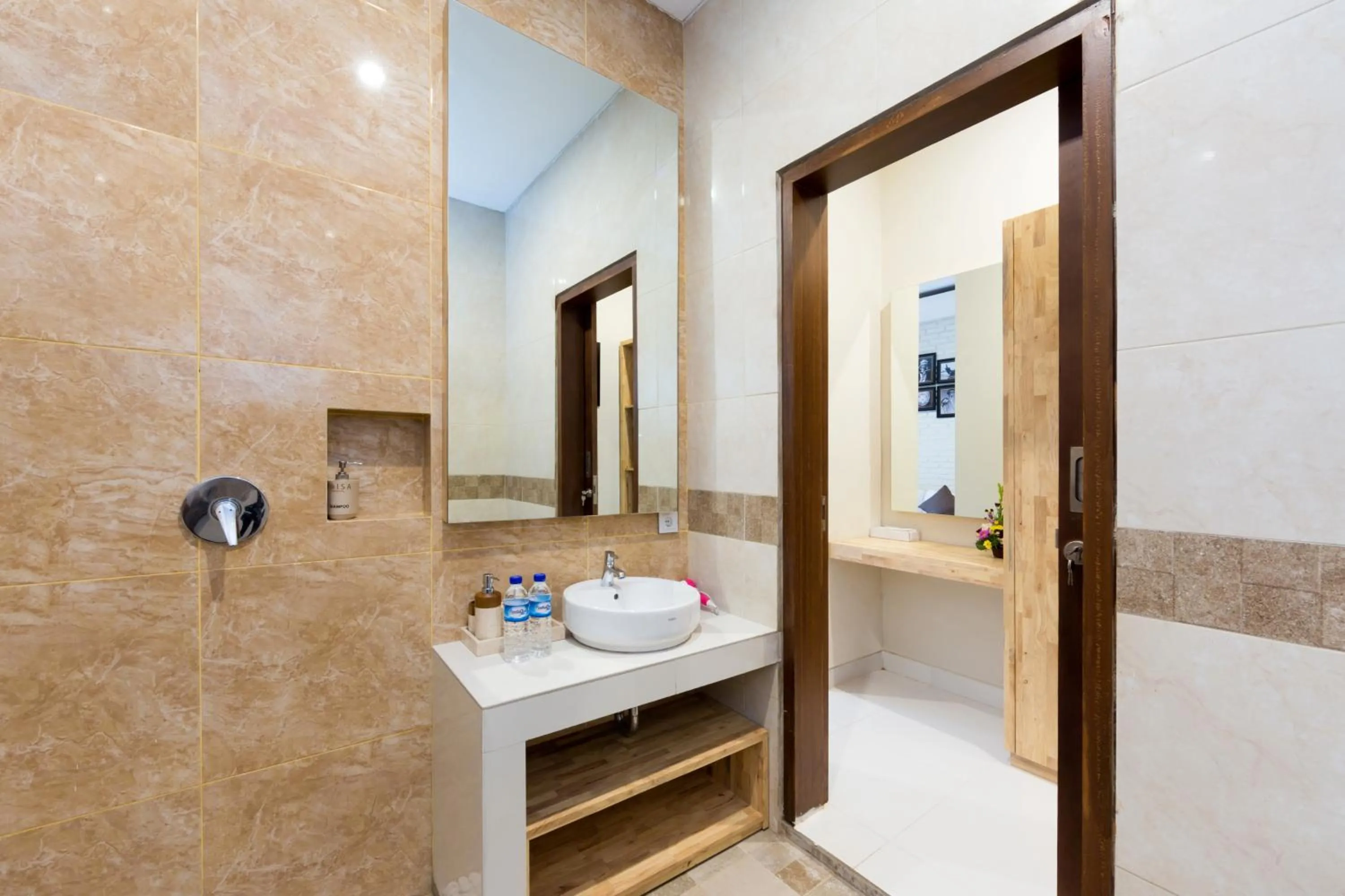 Bathroom in Paisa Seminyak Living