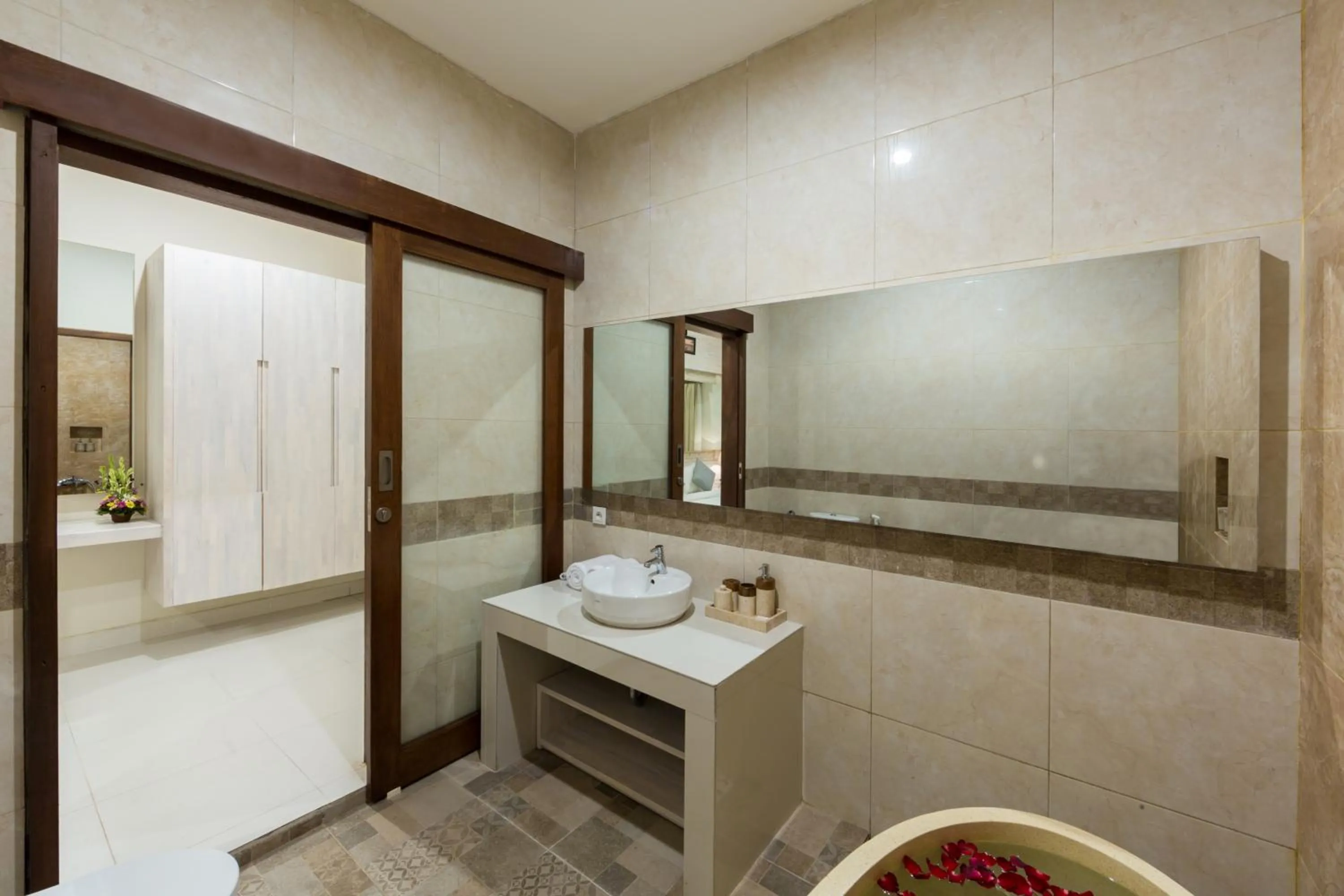 Bathroom in Paisa Seminyak Living