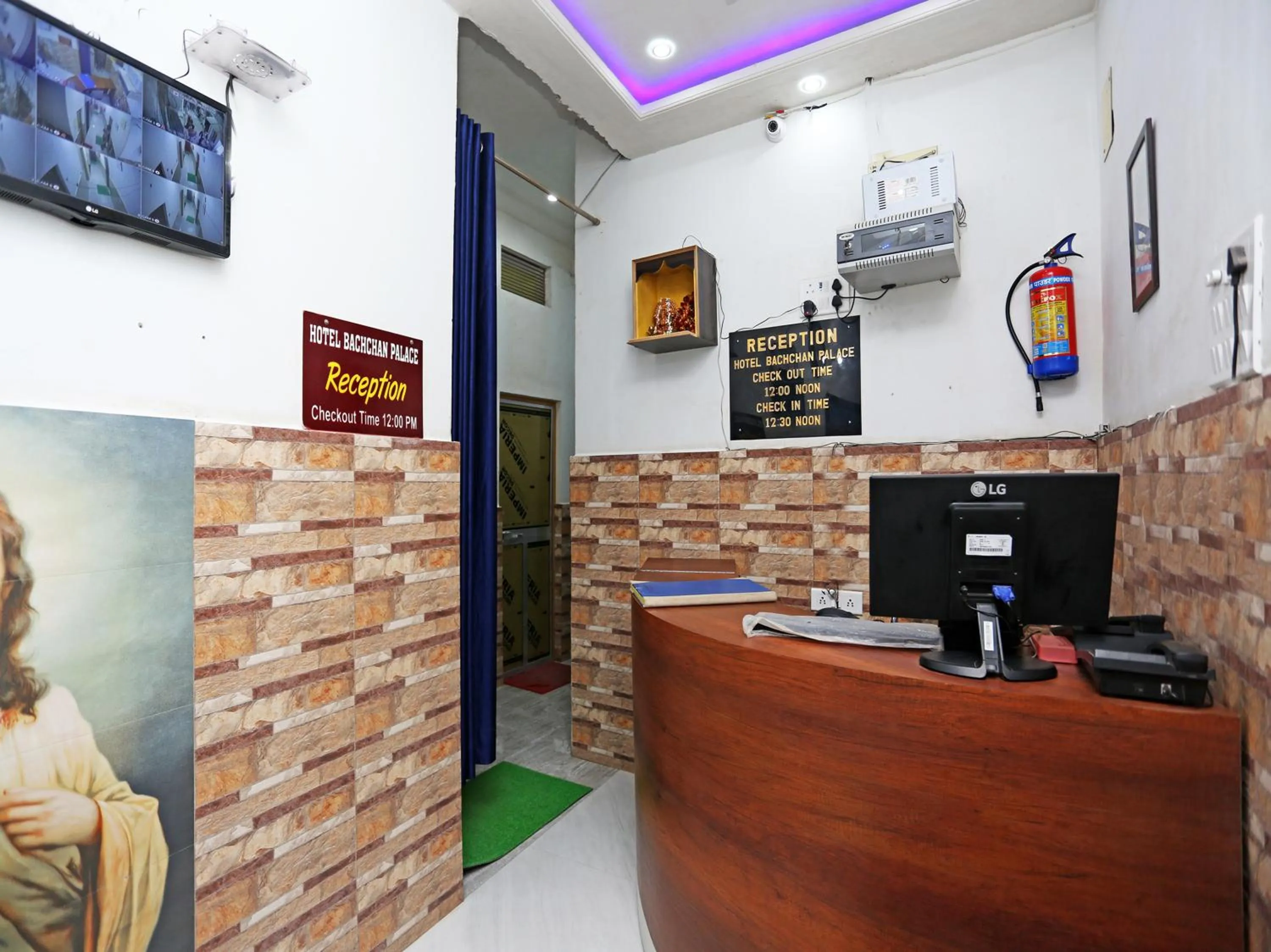 Lobby or reception in Hotel Bachchan Palace