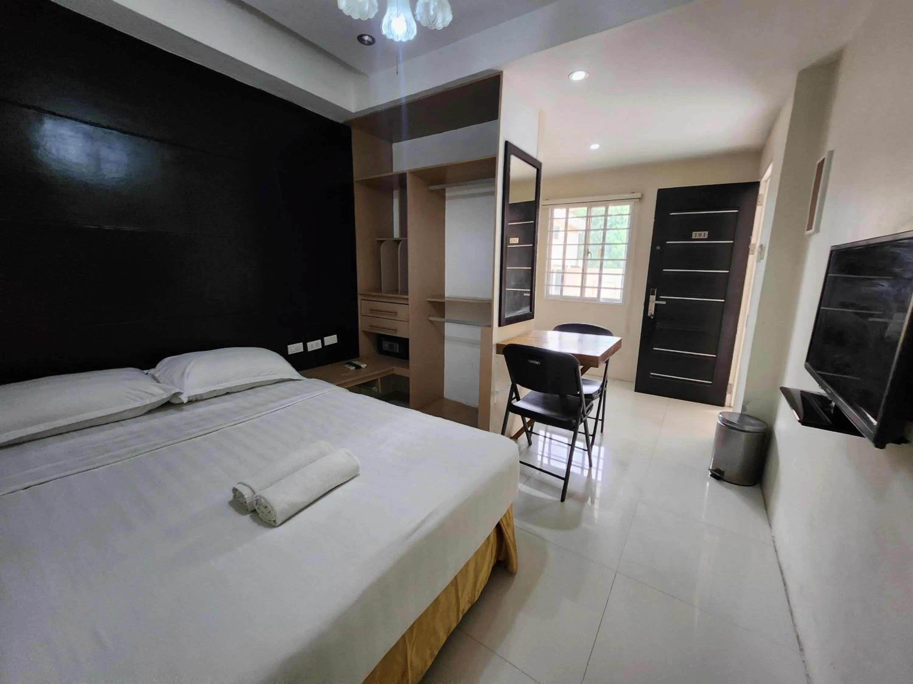 Bed in Grand Apartelle Mandaue Cebu