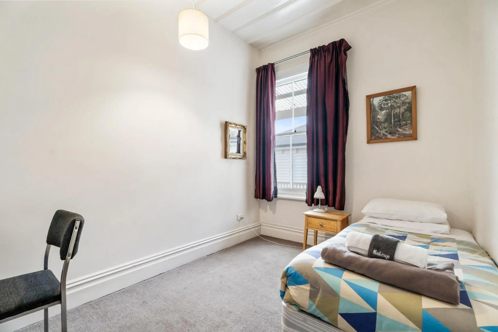 Photo of the whole room, Bed in Verandahs Parkside Lodge