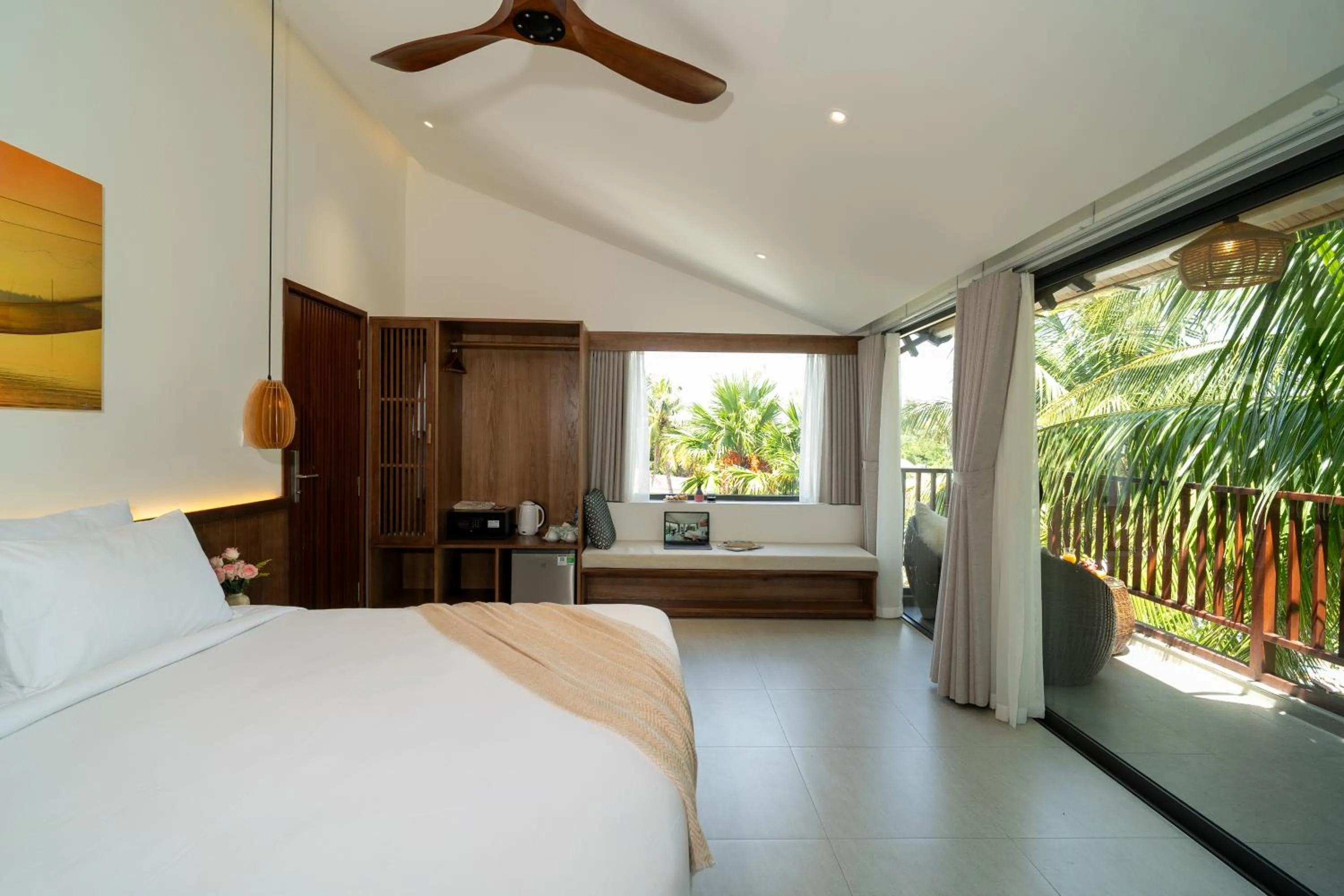 Bedroom, Bed in Shoreline Stay