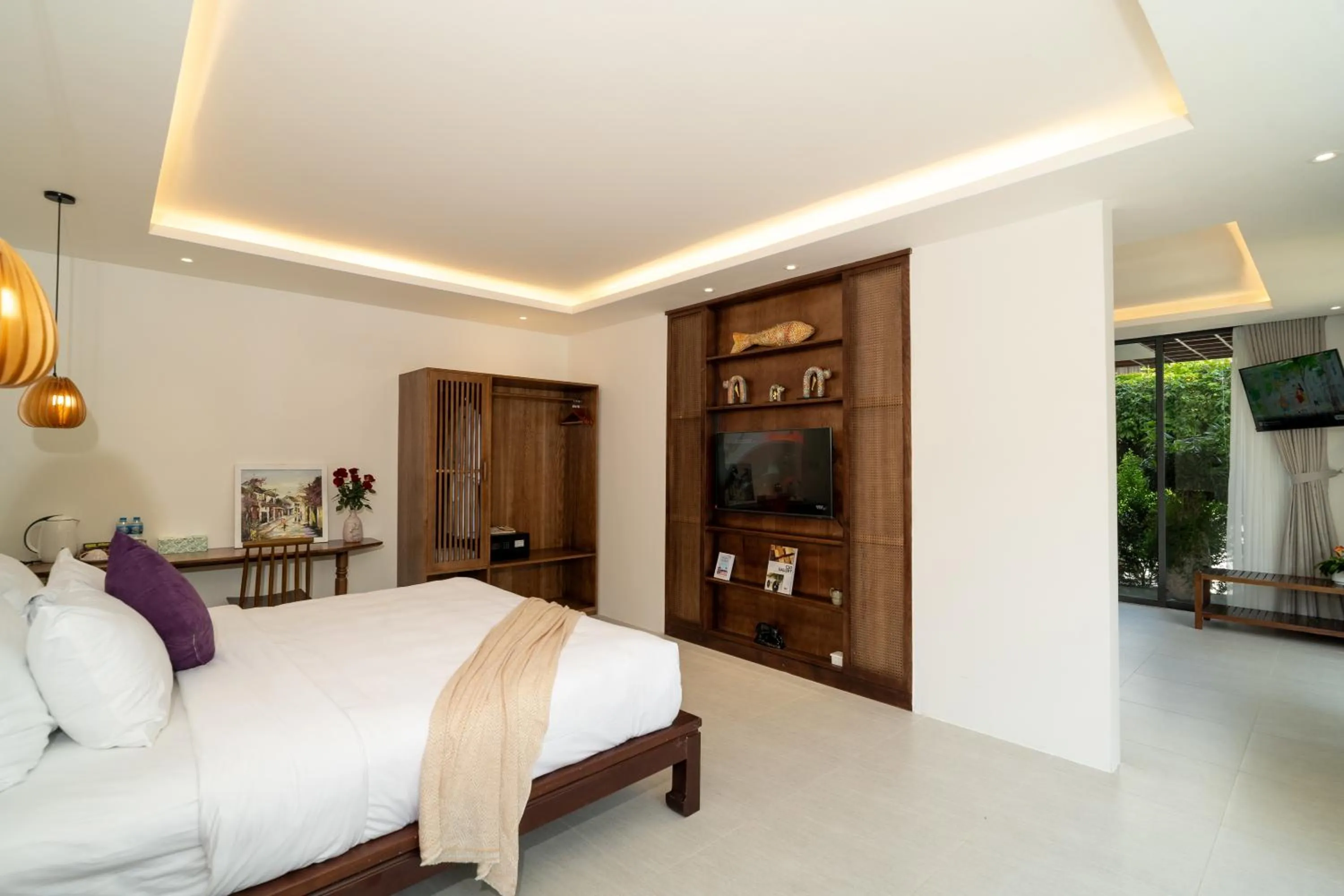 Bed in Shoreline Stay