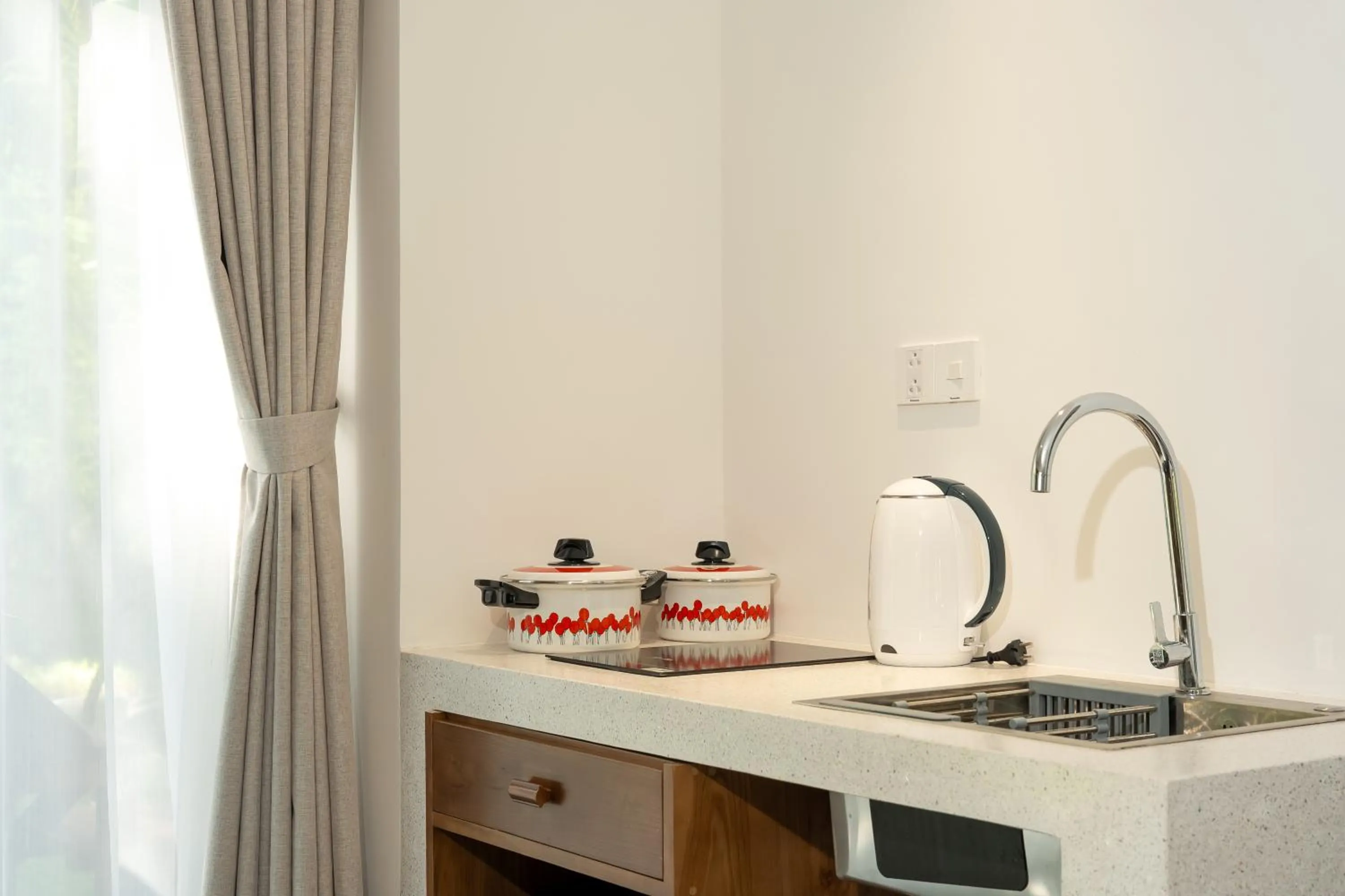 kitchen in Shoreline Stay