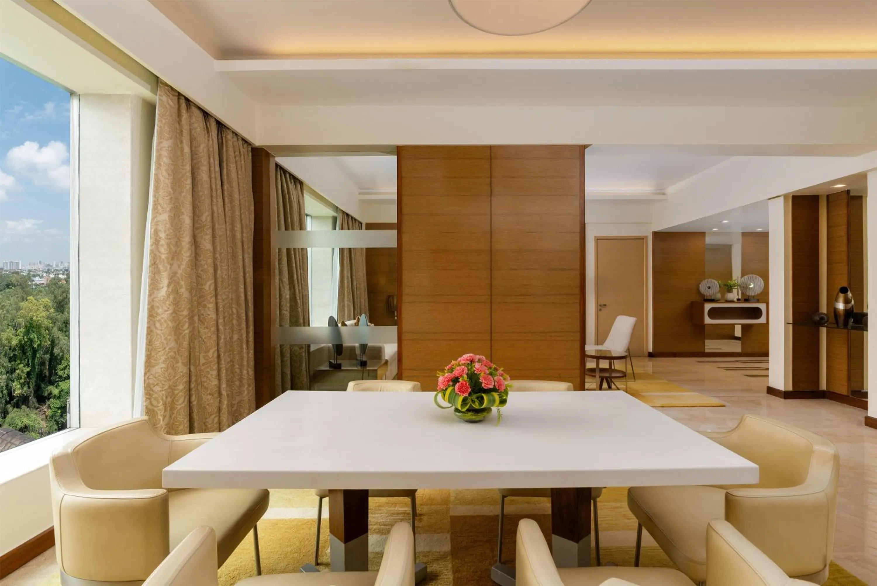 Photo of the whole room in Radisson Blu Hotel, Greater Noida