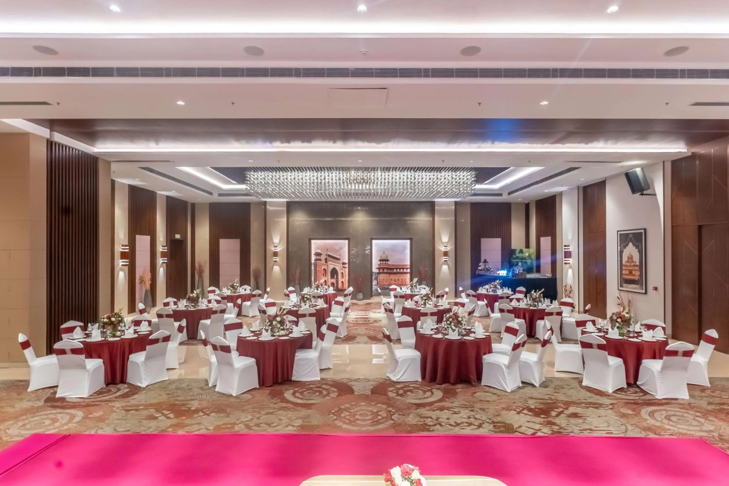 wedding in Radisson Blu Hotel, Greater Noida