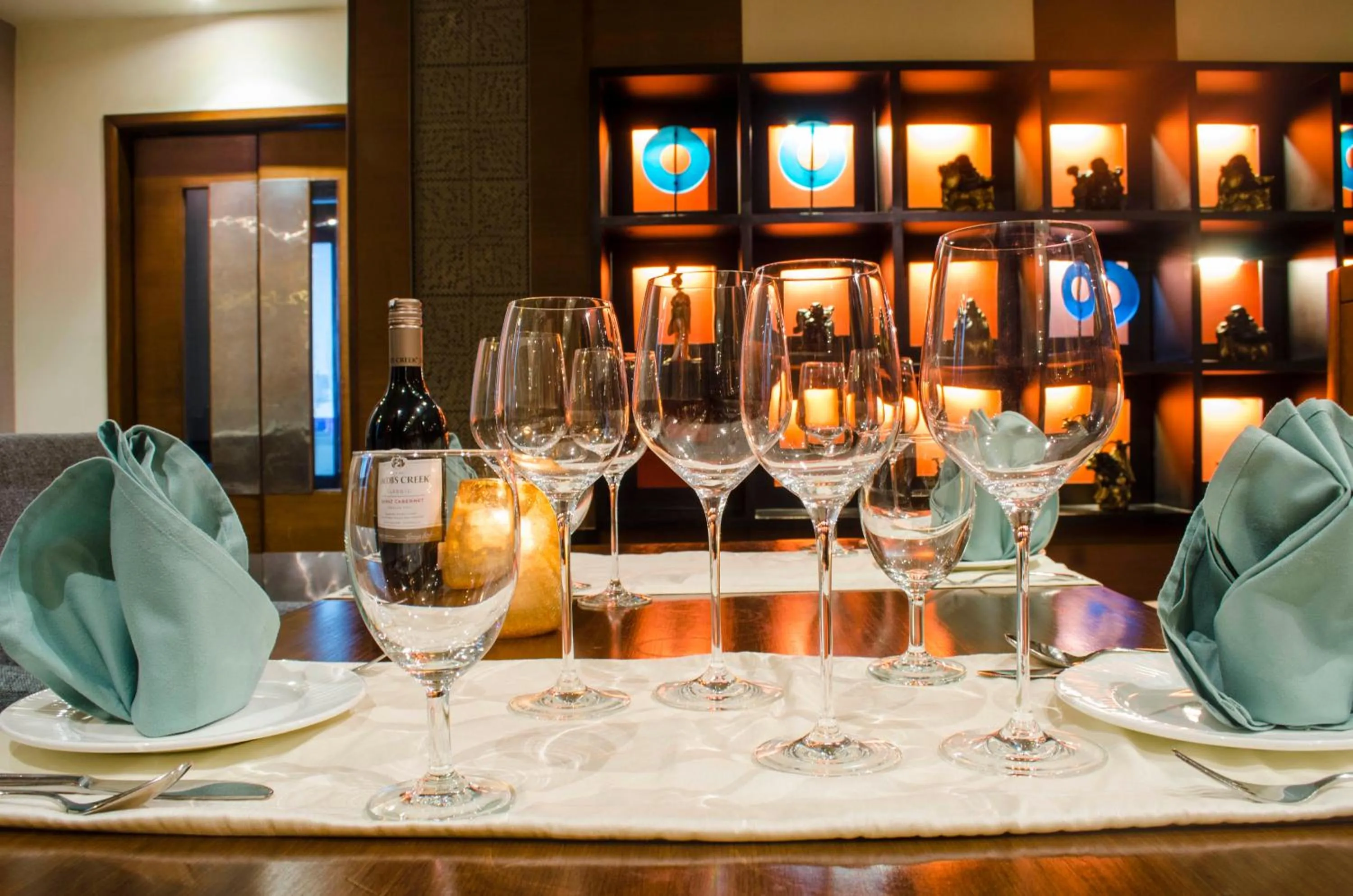 Restaurant/places to eat in Radisson Blu Hotel, Greater Noida