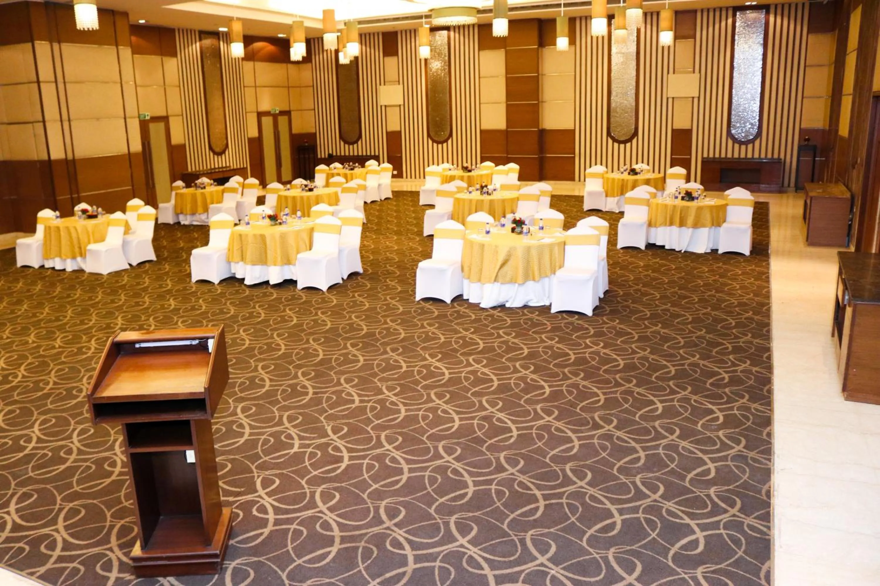 Banquet/Function facilities in Radisson Blu Hotel, Greater Noida