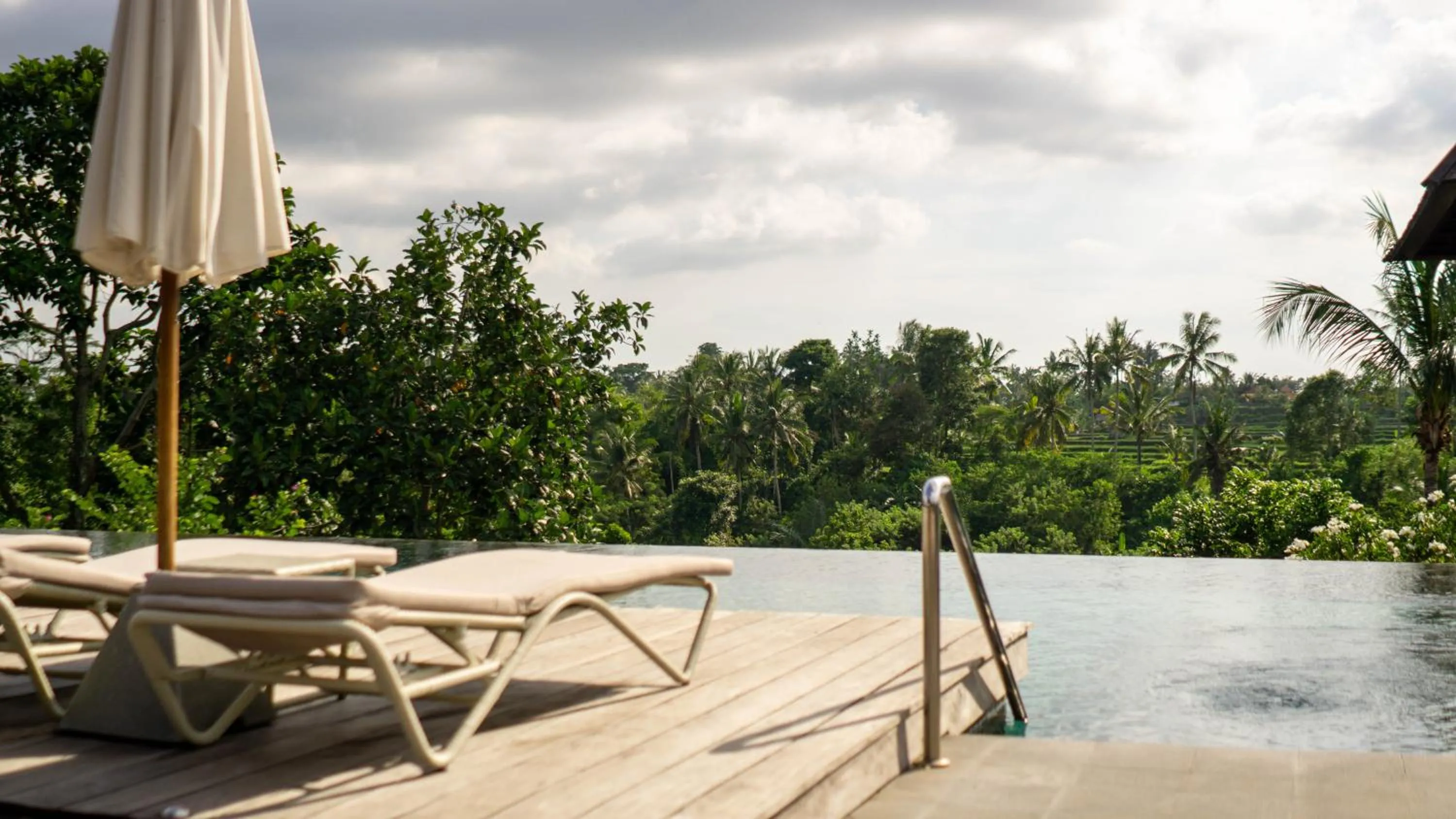 Swimming pool in Tejaprana Bisma - CHSE Certified