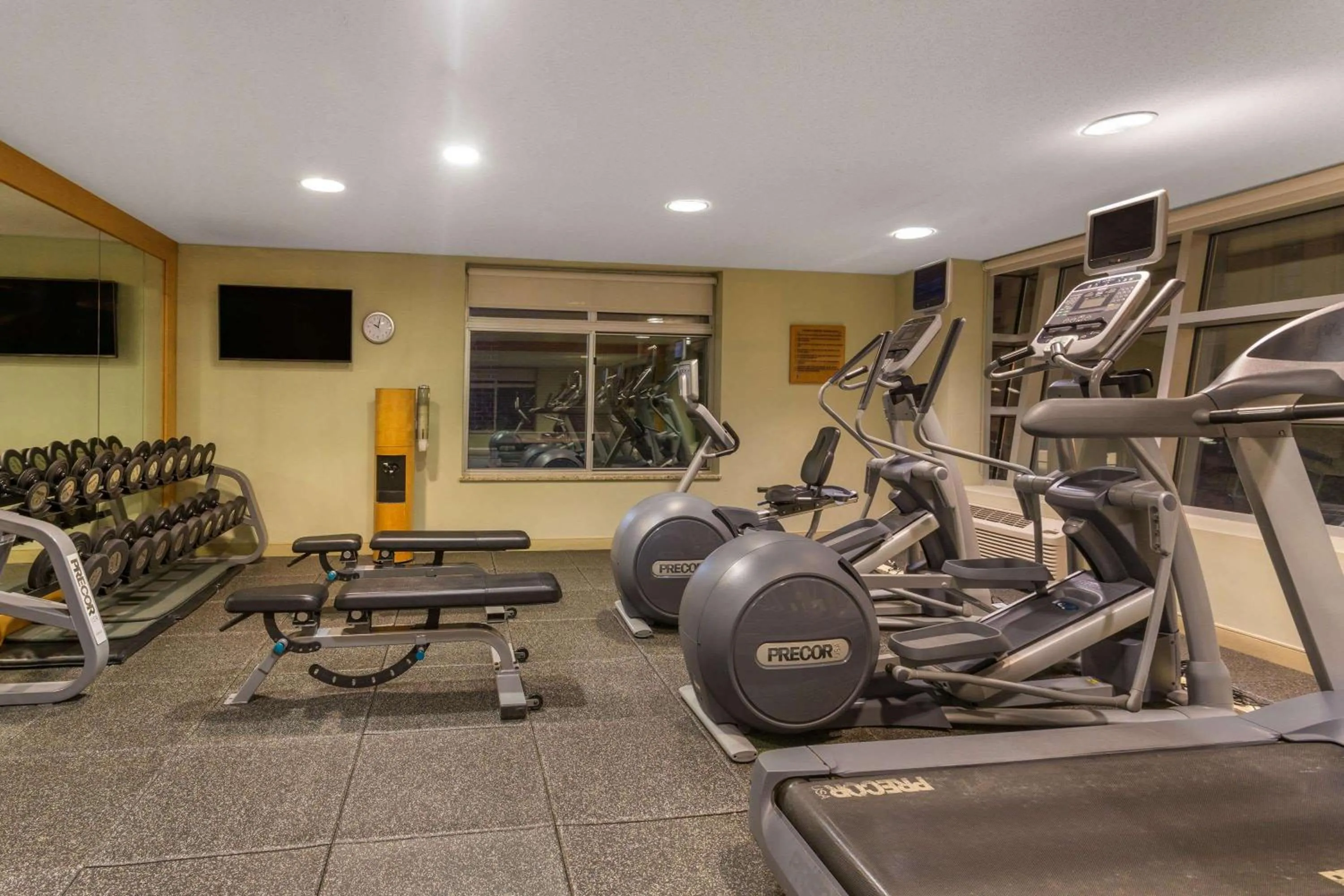 Fitness centre/facilities in Wyndham Garden Buffalo Downtown