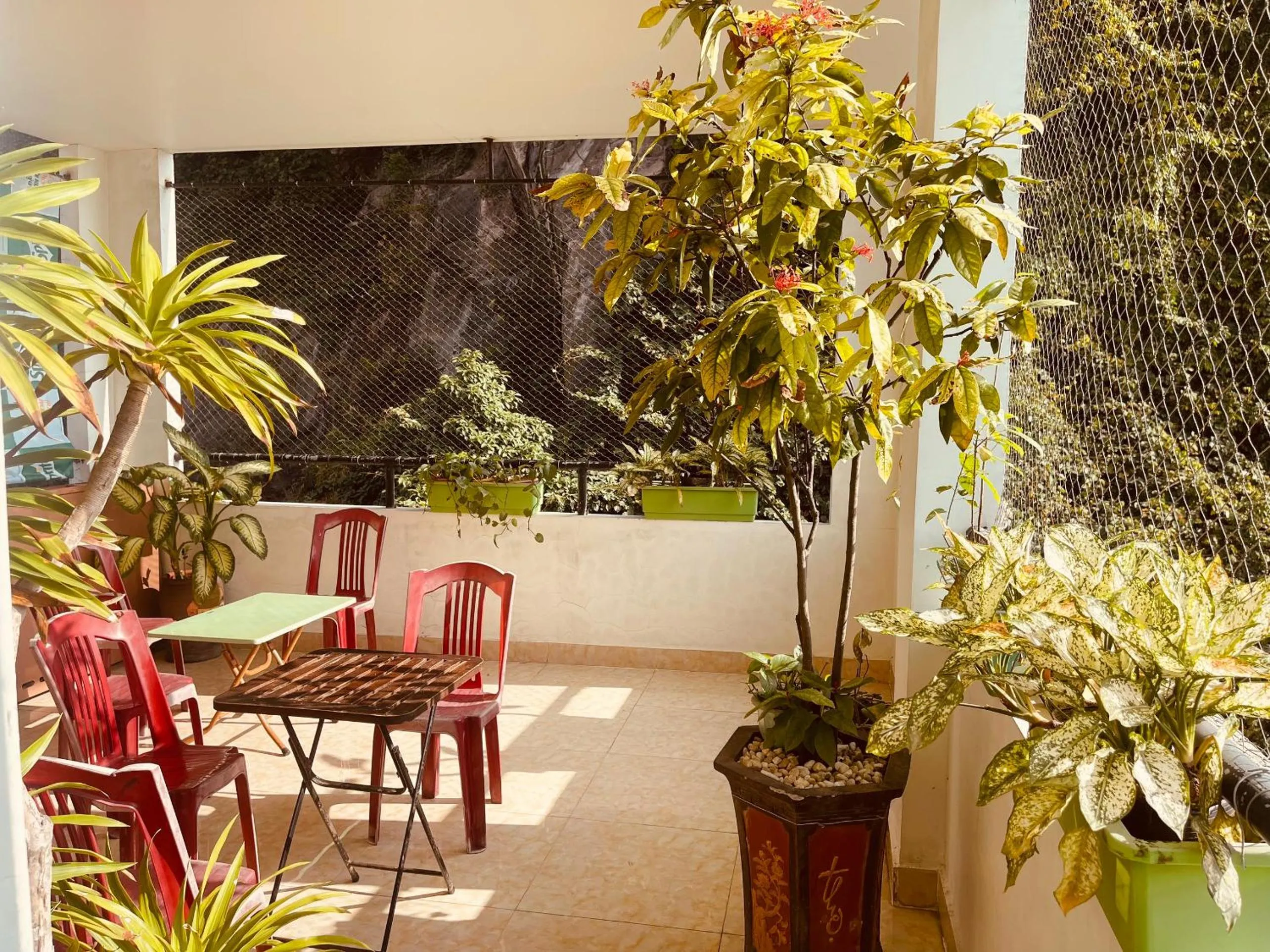 CatBa Sky View Hotel