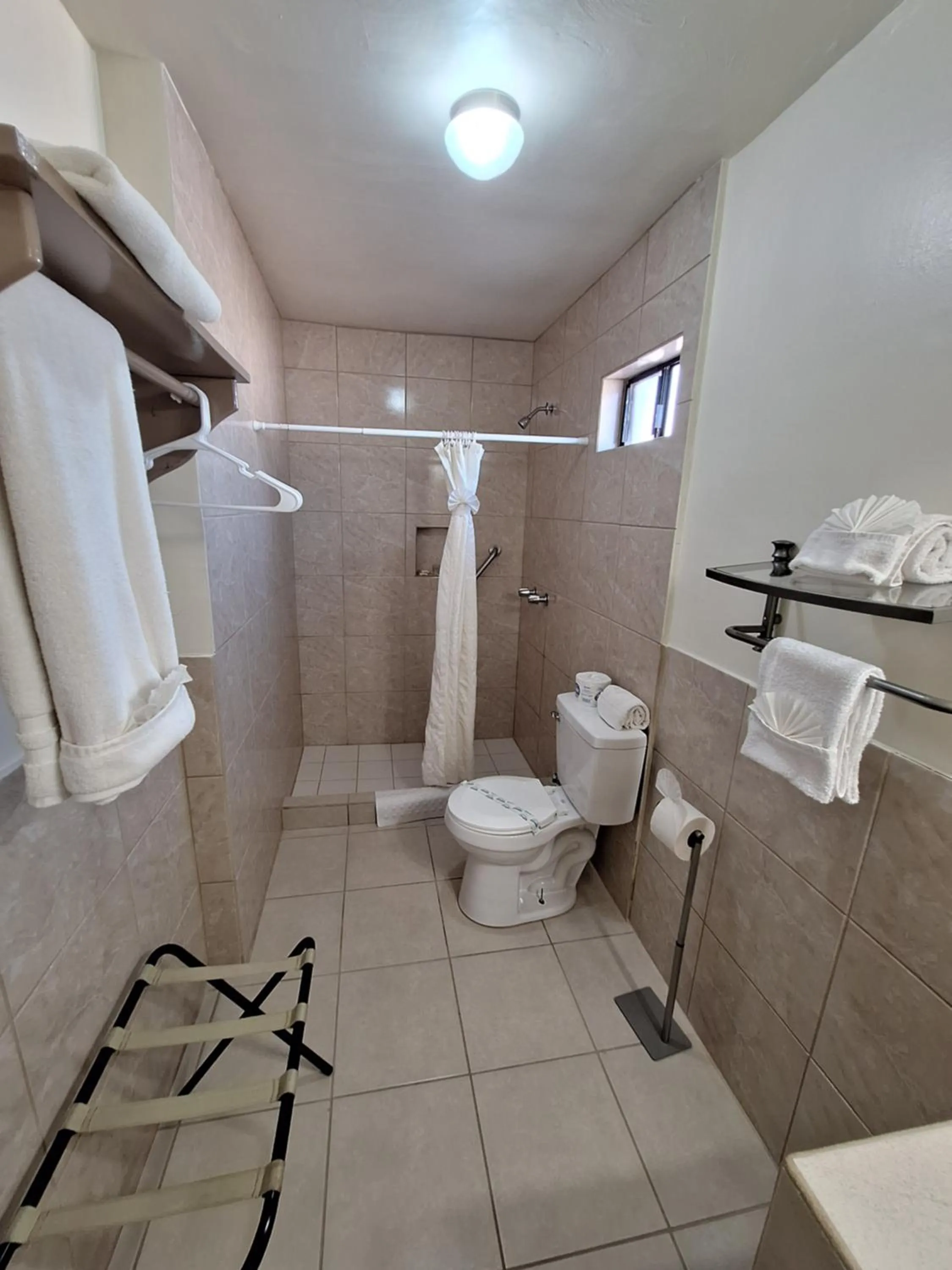 #33 Bungalow Seaside Hotel & Victors RV Park