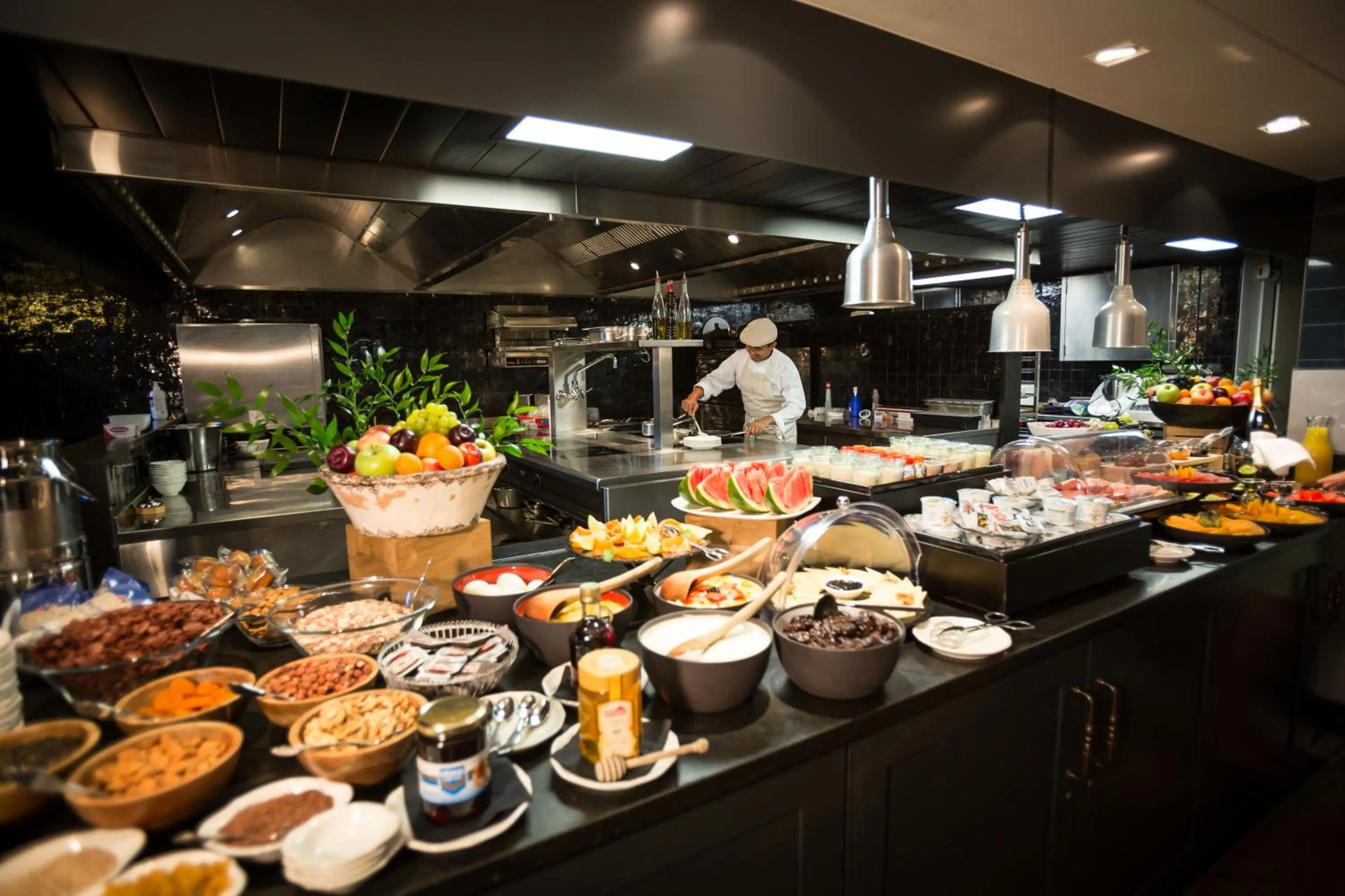 Staff in La Cordée des Alpes SUP