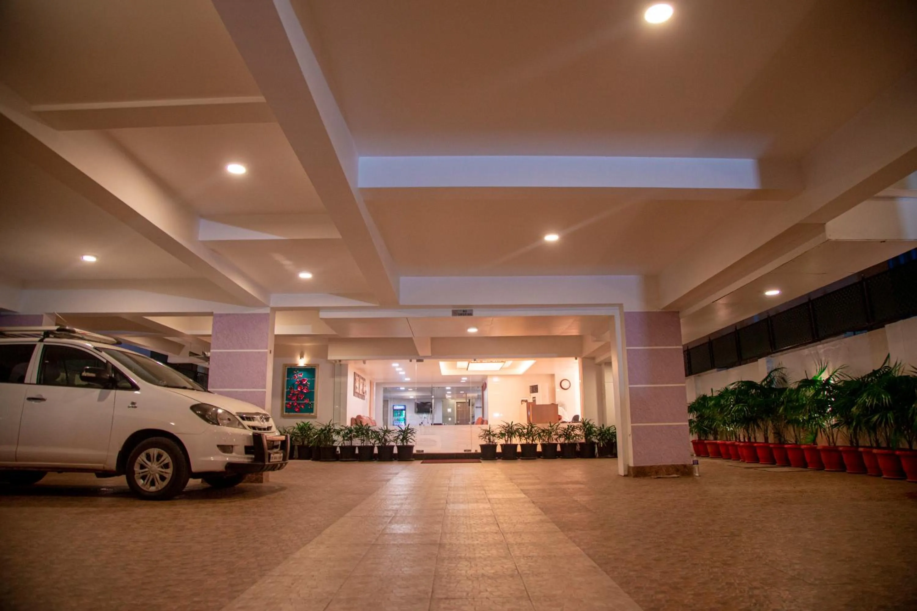 Facade/entrance in Park Avenue Suites