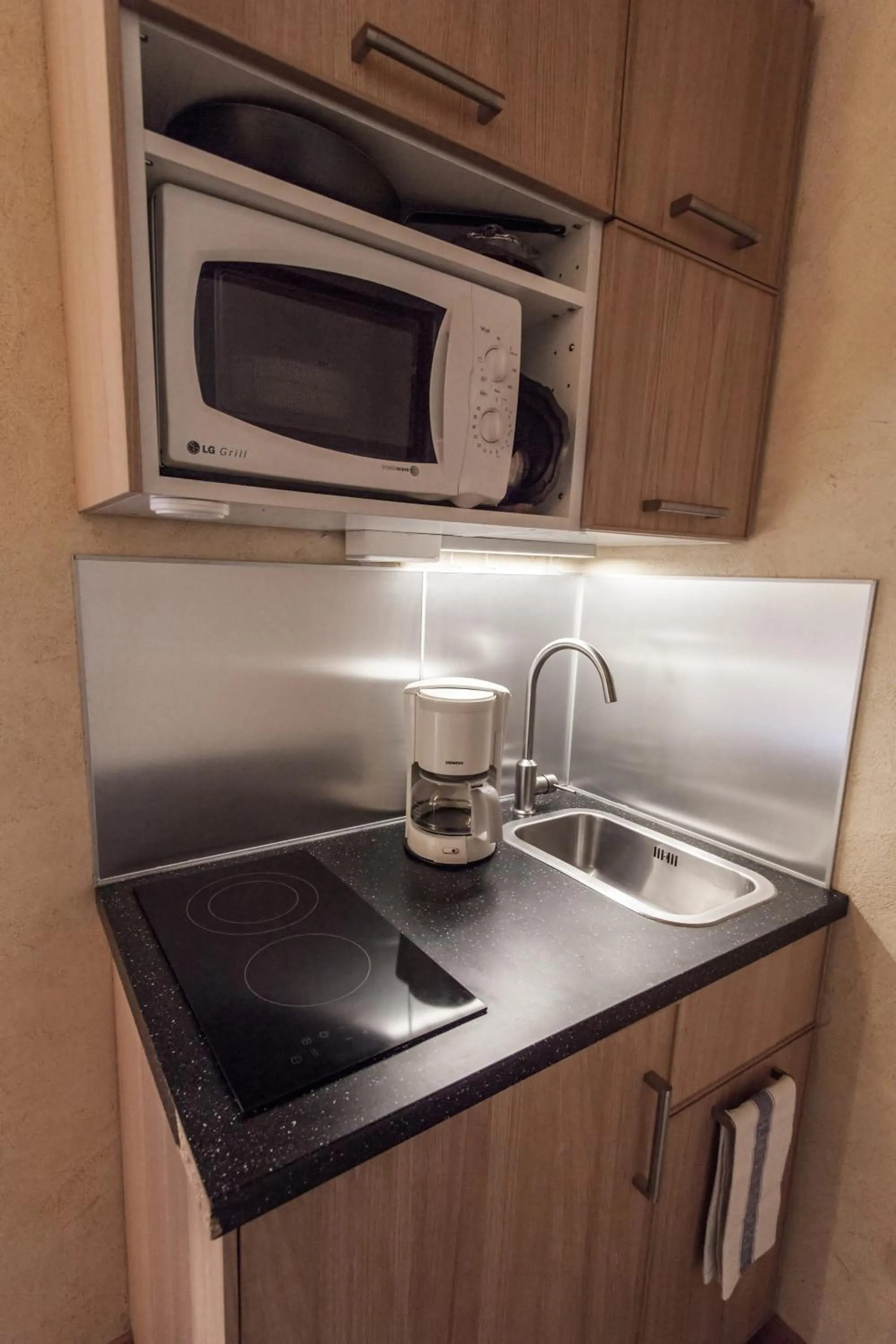 Kitchen or kitchenette in Résidence La Cour