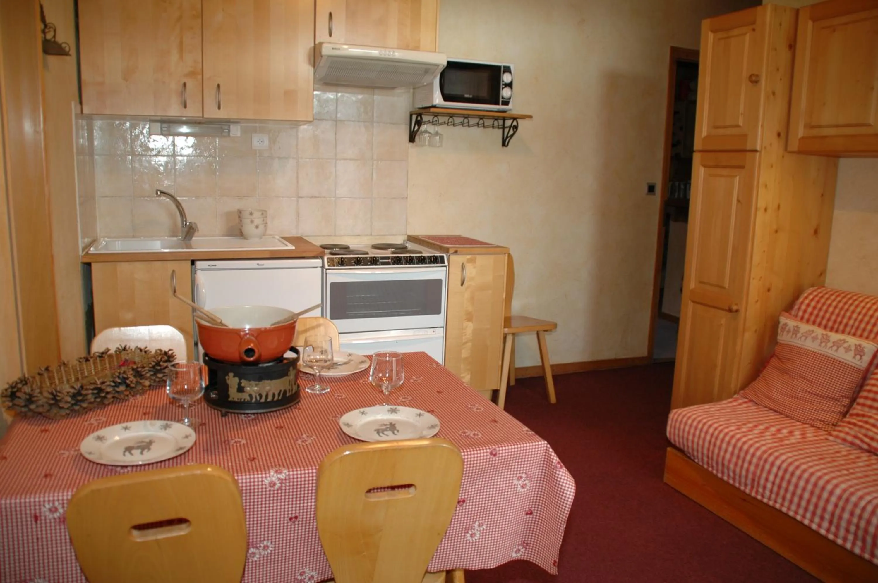 Kitchen or kitchenette in Résidence La Cour