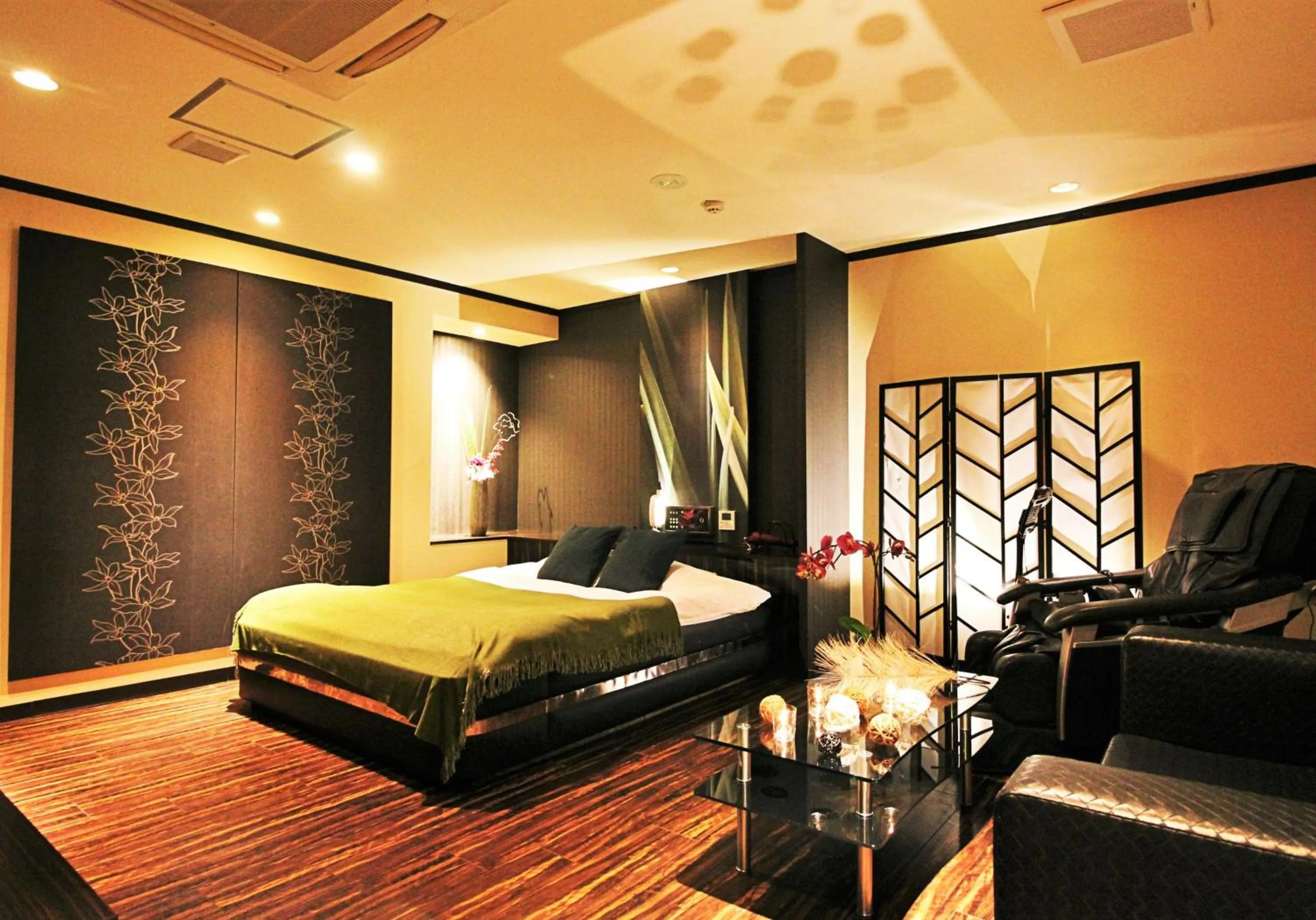 Bed in HOTEL O2 -全室人工ラドン温泉-Adult only