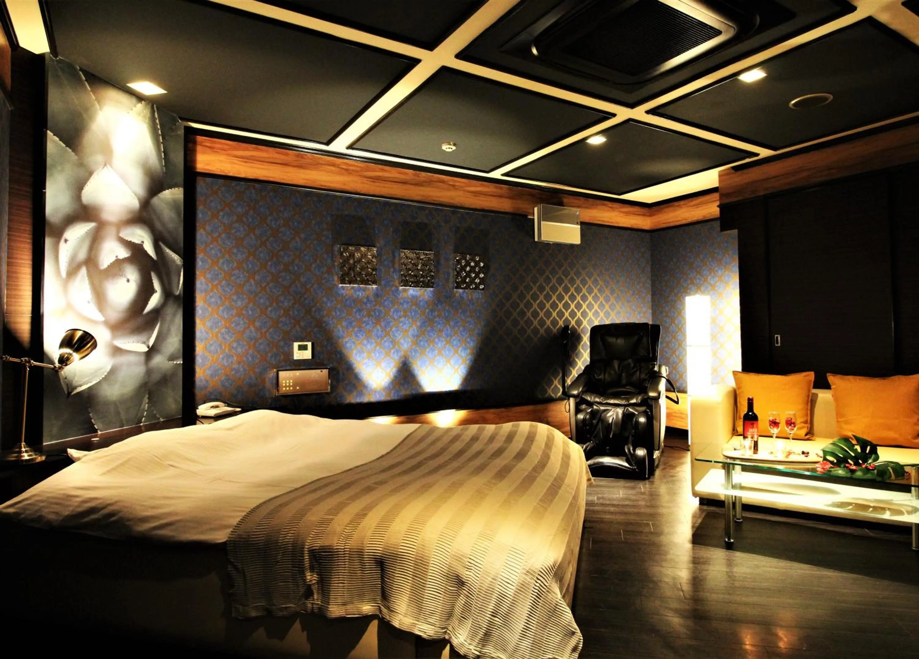 Bed in HOTEL O2 -全室人工ラドン温泉-Adult only