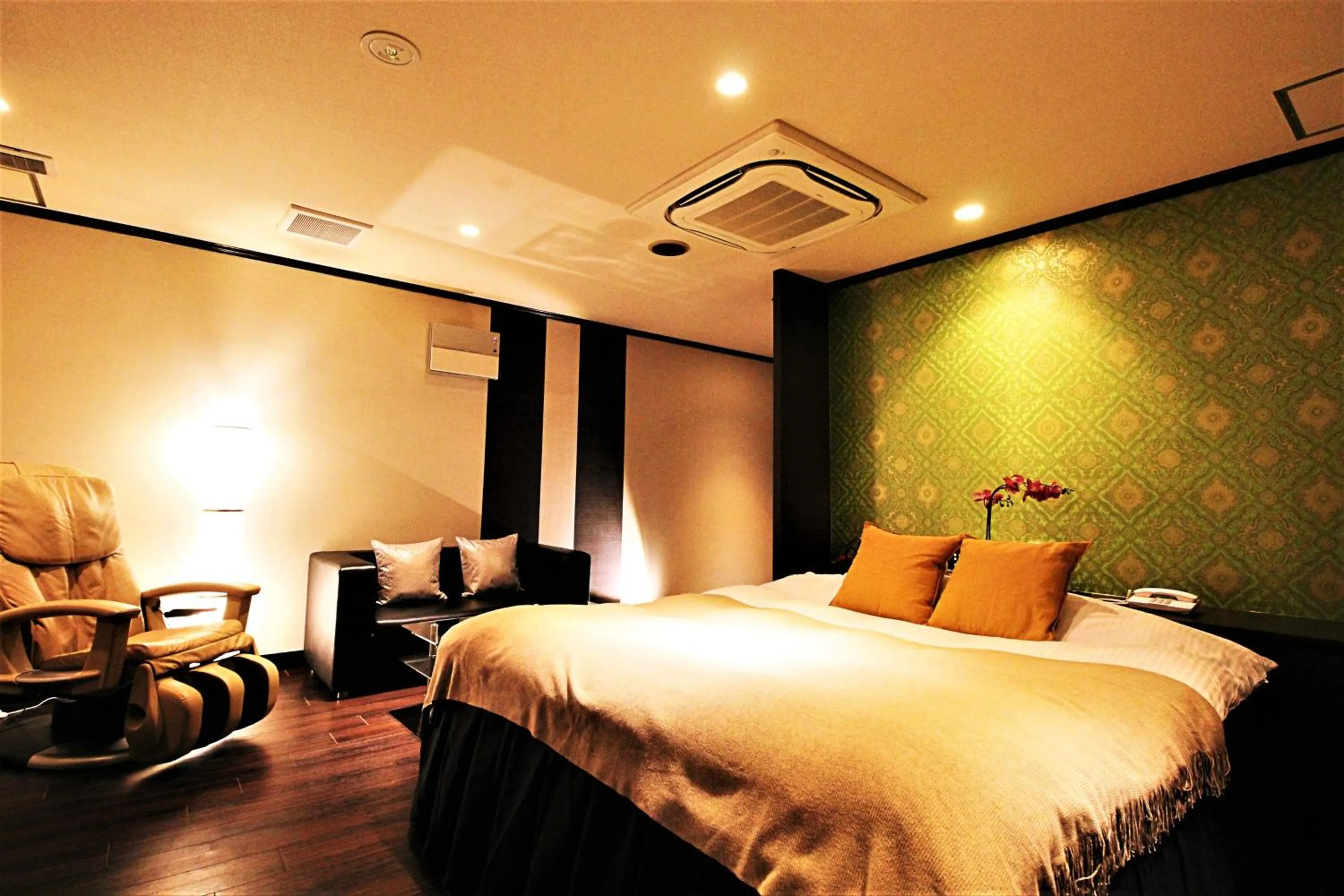 Bed in HOTEL O2 -全室人工ラドン温泉-Adult only