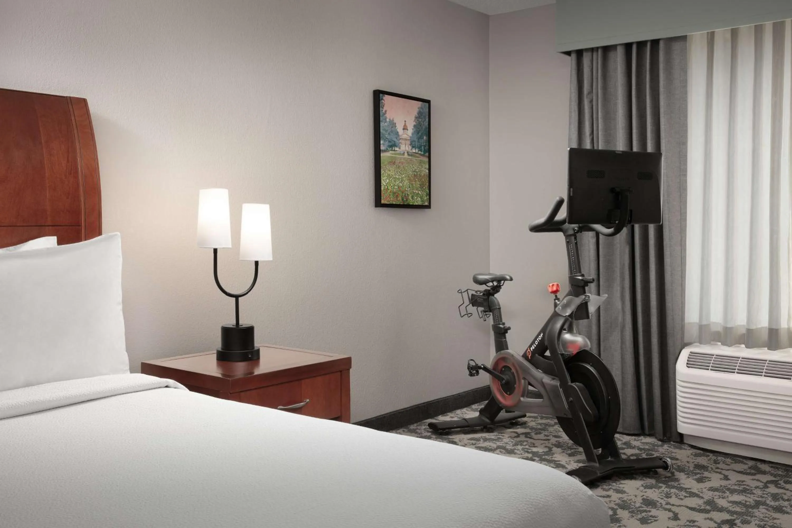 Bed in Hilton Garden Inn Columbia/Harbison