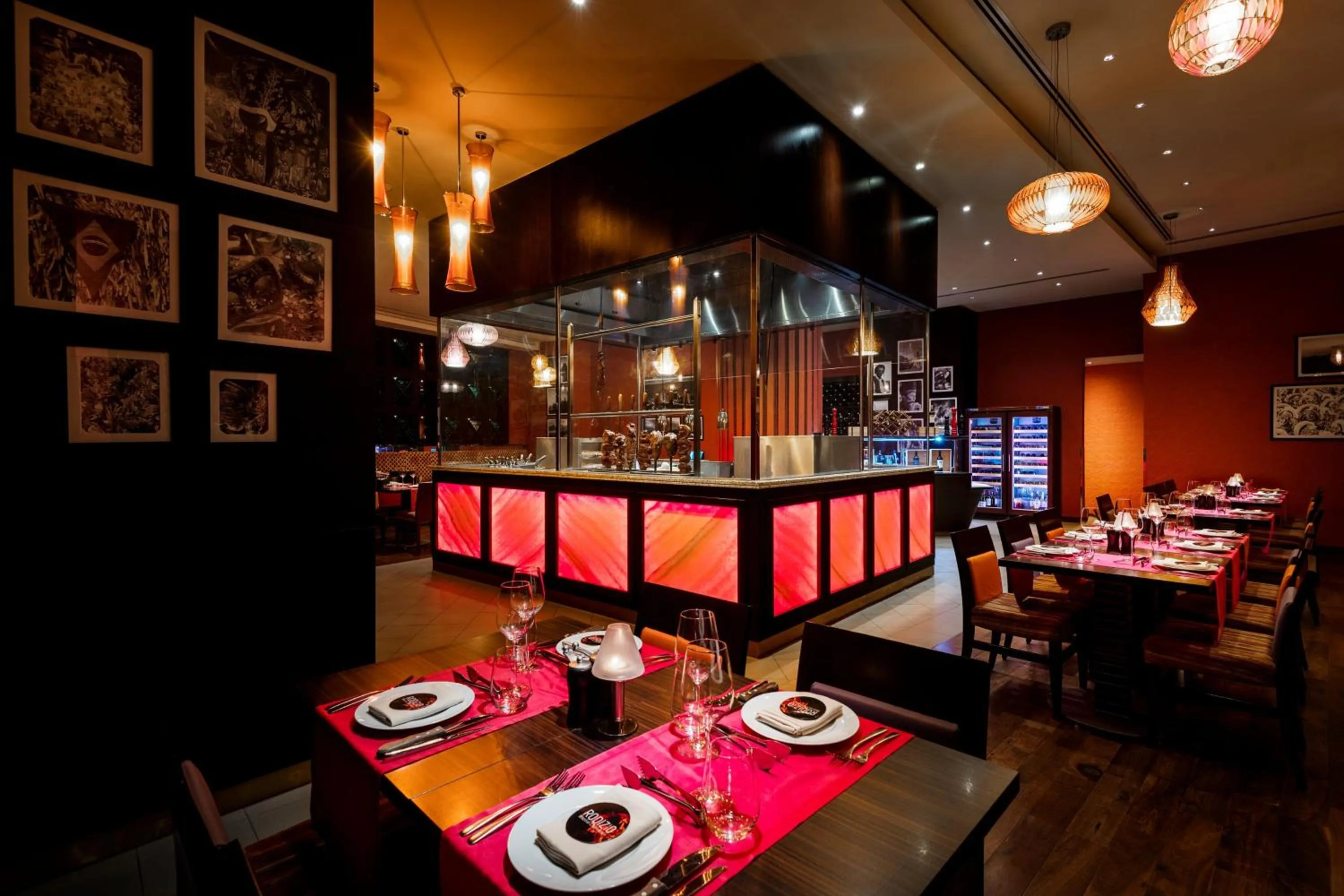 Restaurant/places to eat in Crowne Plaza Doha - The Business Park by IHG