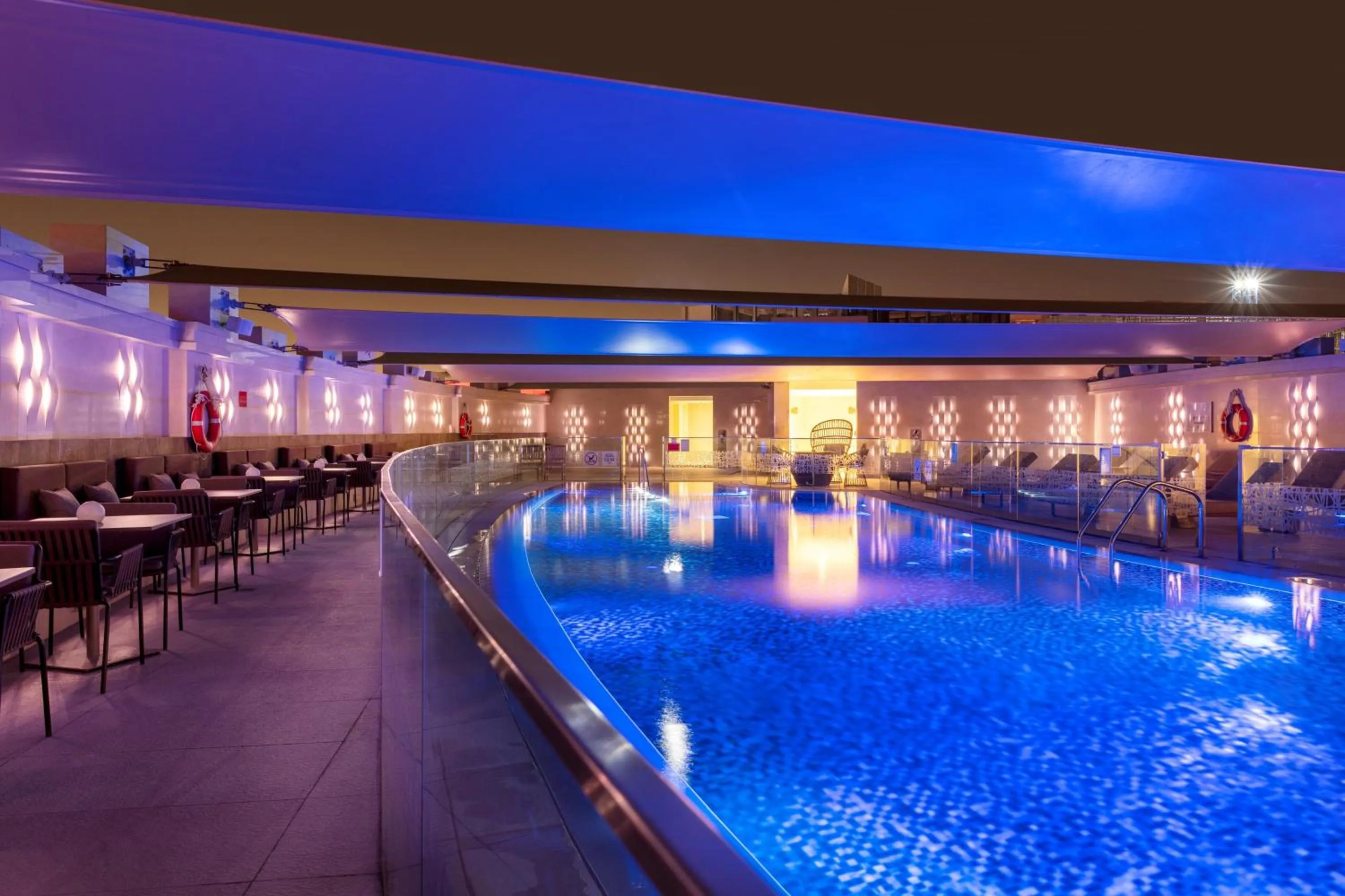 Swimming pool in Crowne Plaza Doha - The Business Park by IHG