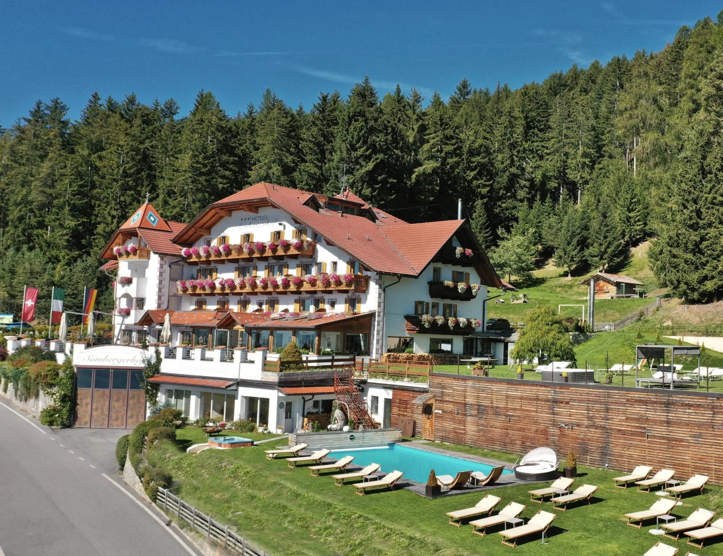 Property building in Granpanorama Wellnesshotel Sambergerhof Superior
