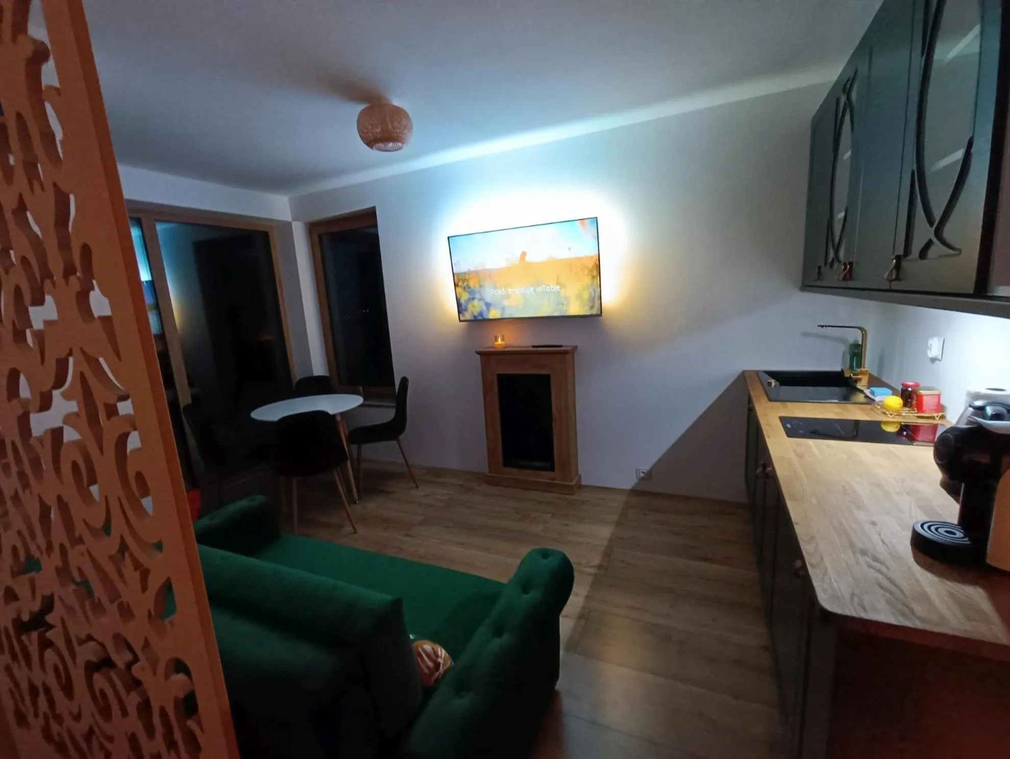 Kitchen or kitchenette in Blu Raj - domy w Sudetach