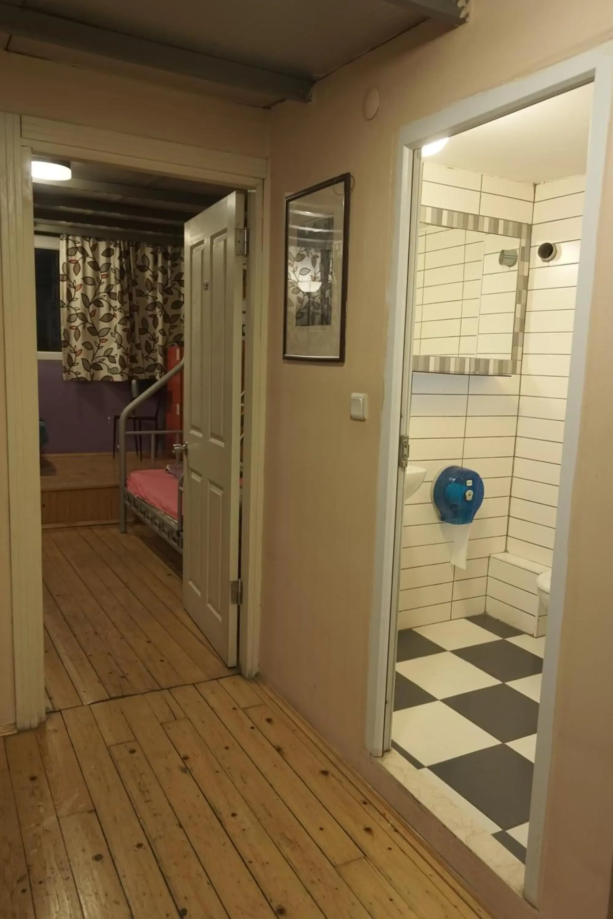 Quadruple Room with Shared Bathroom in Chillout Lya Hostel & Lounge Quadruple Room with Shared Bathroom in Chillout Lya Hostel & Lounge
