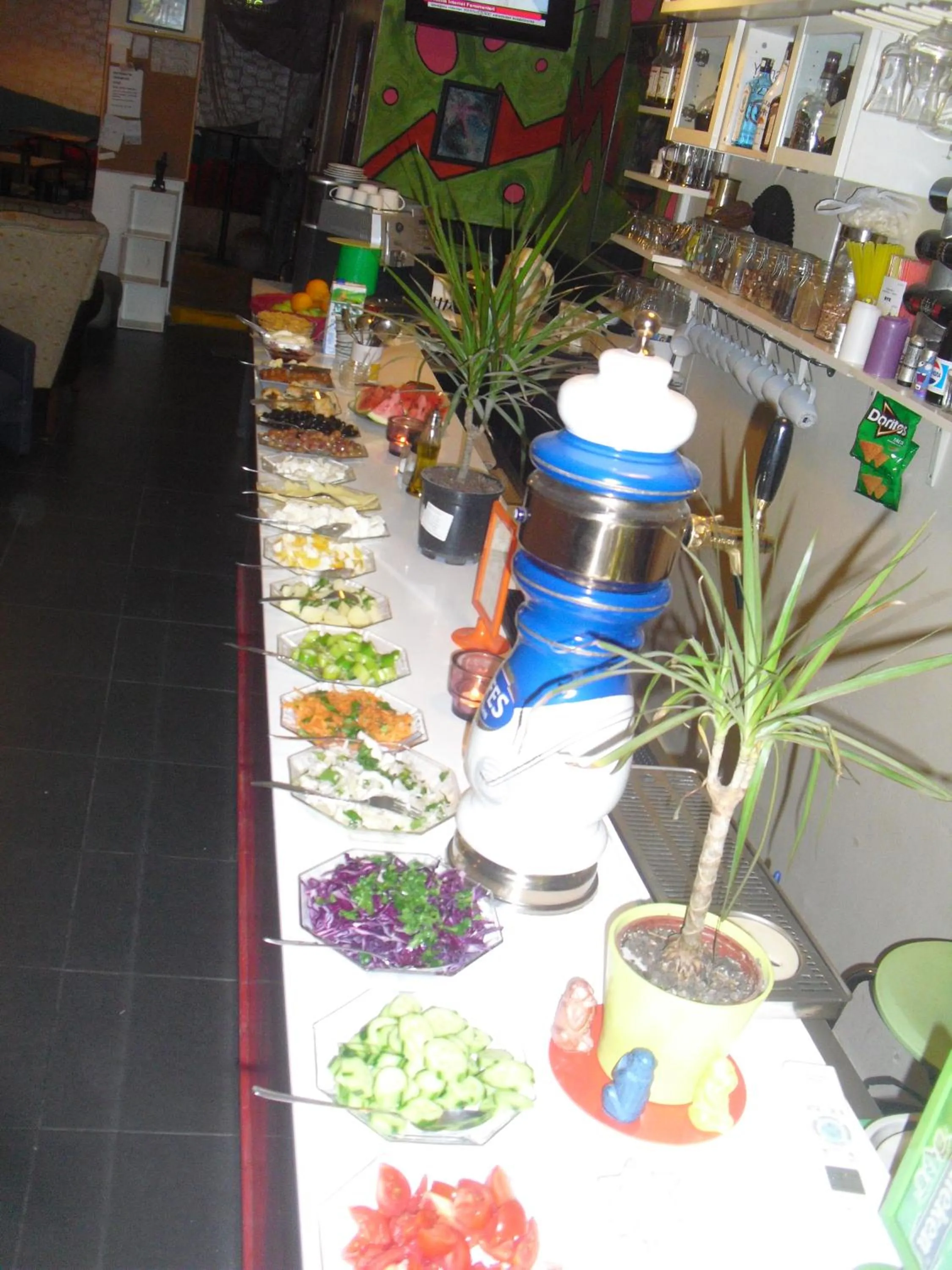 Buffet breakfast in Chillout Lya Hostel & Lounge