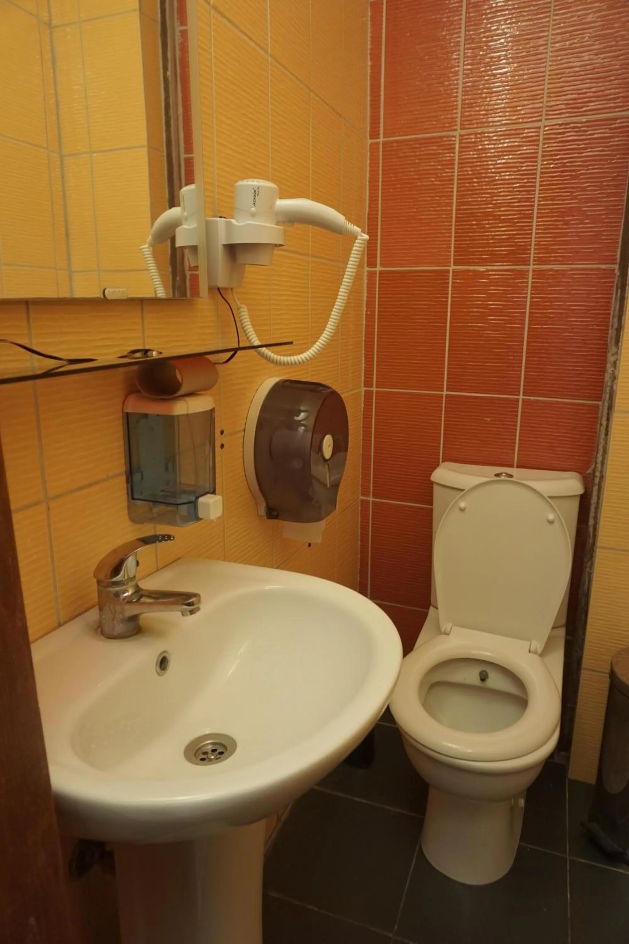 Bathroom in Chillout Lya Hostel & Lounge