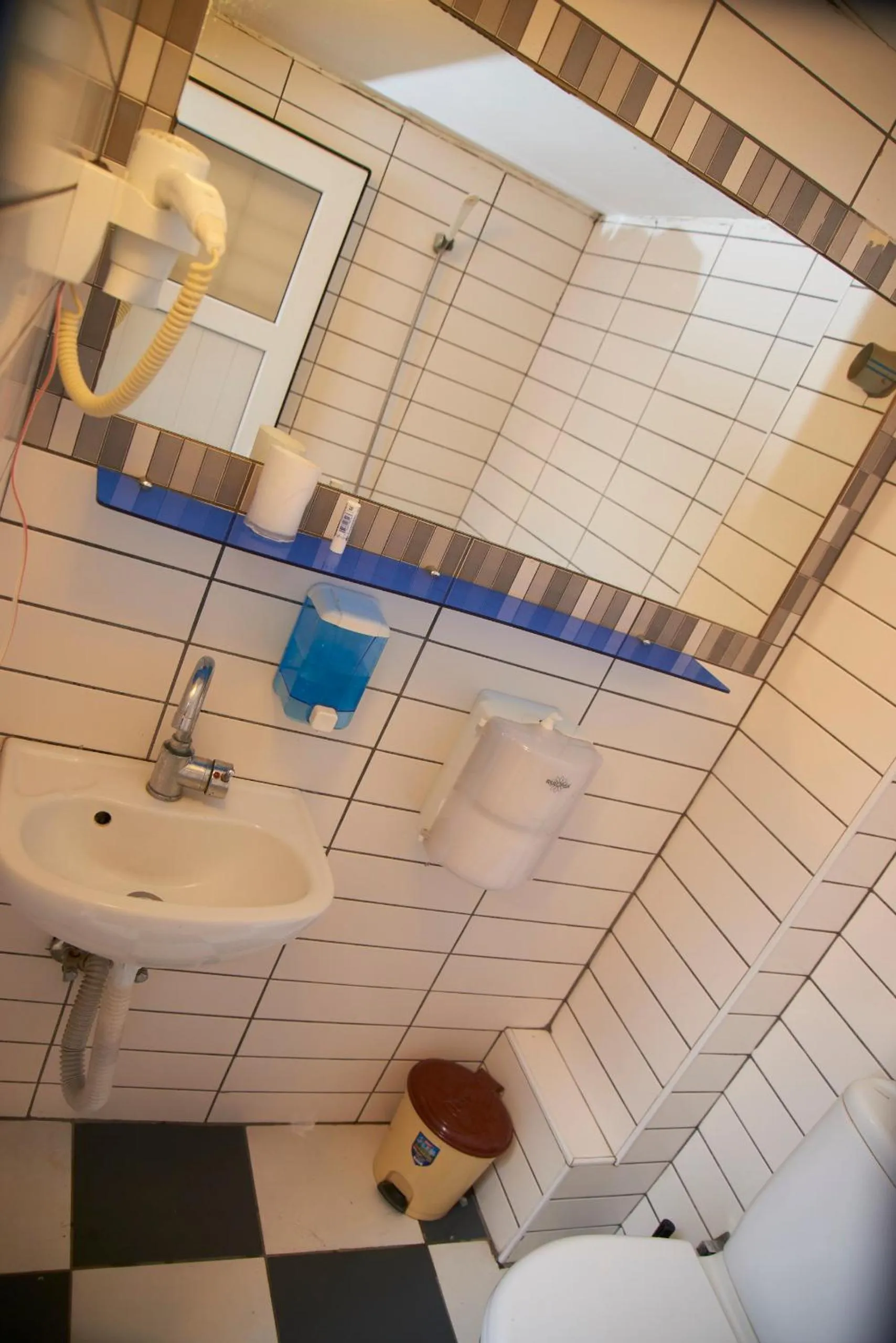 Bathroom in Chillout Lya Hostel & Lounge