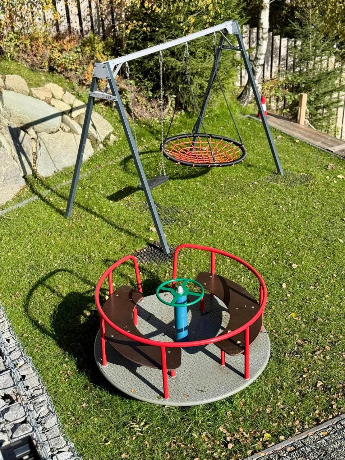 Children play ground in Willa Marko z sauną, grillowiskiem i rowerownią - Dream Apart