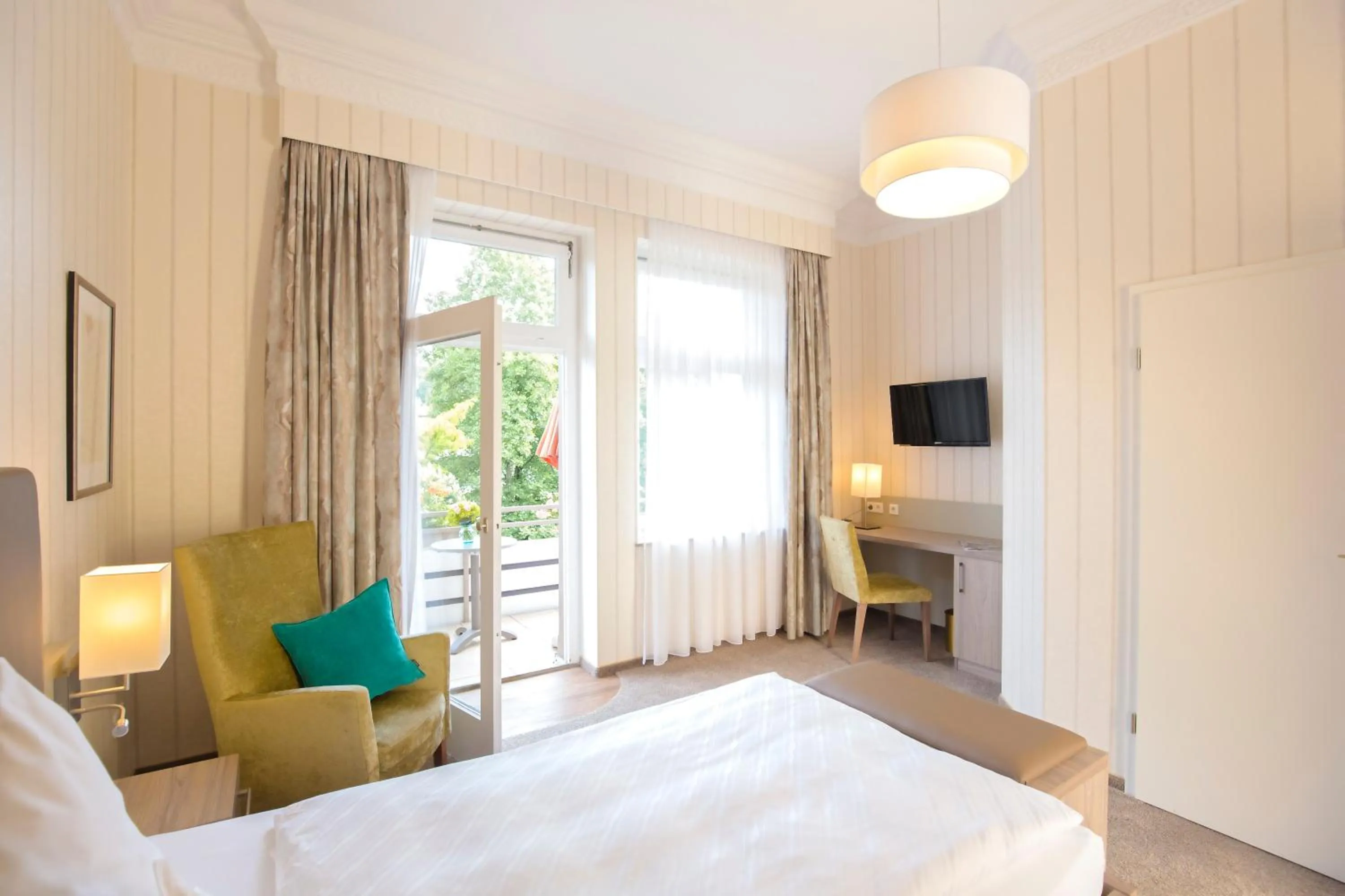 Photo of the whole room, Bed in Hotel Noltmann-Peters