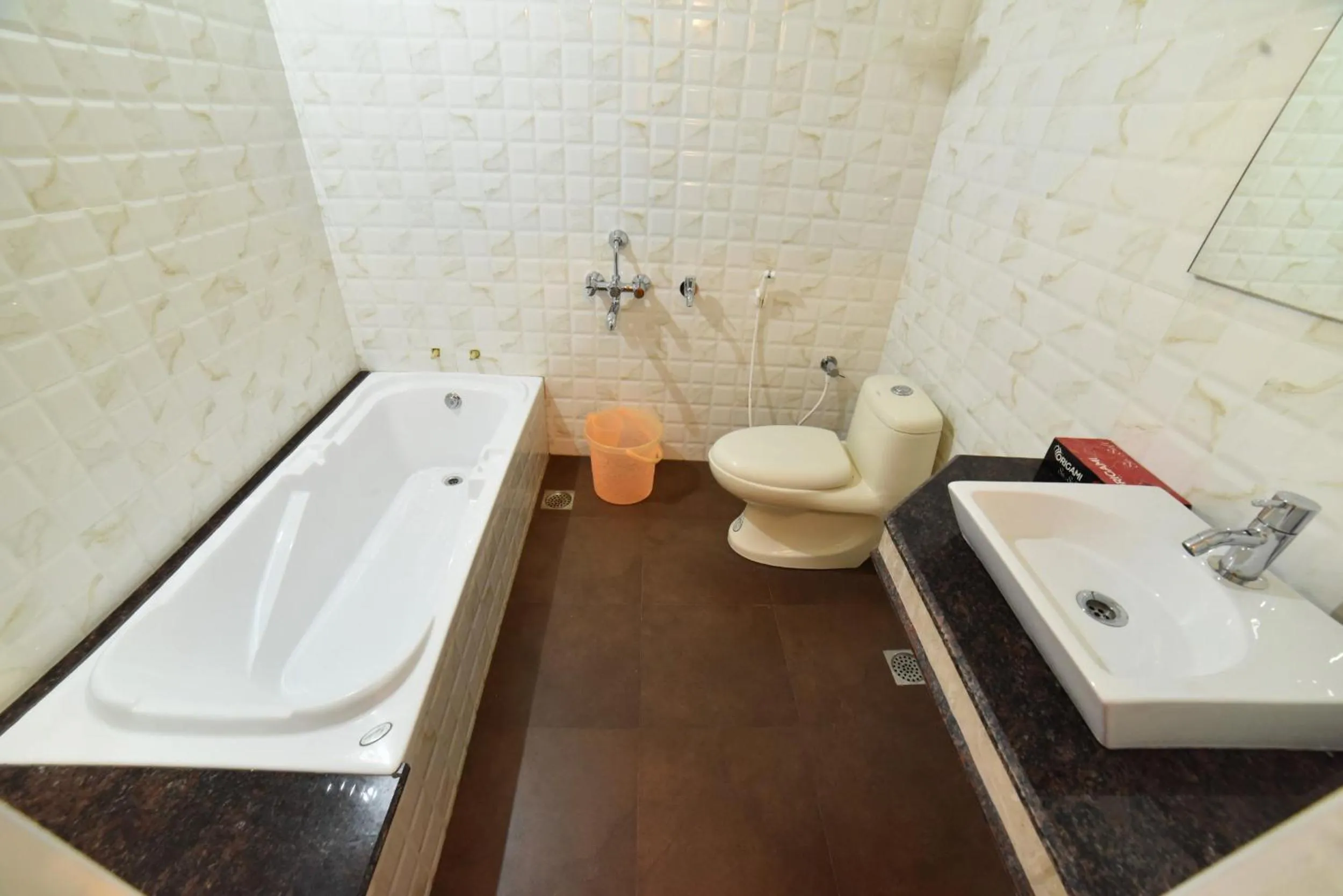 Bathroom in Hotel Vashanth Krishna
