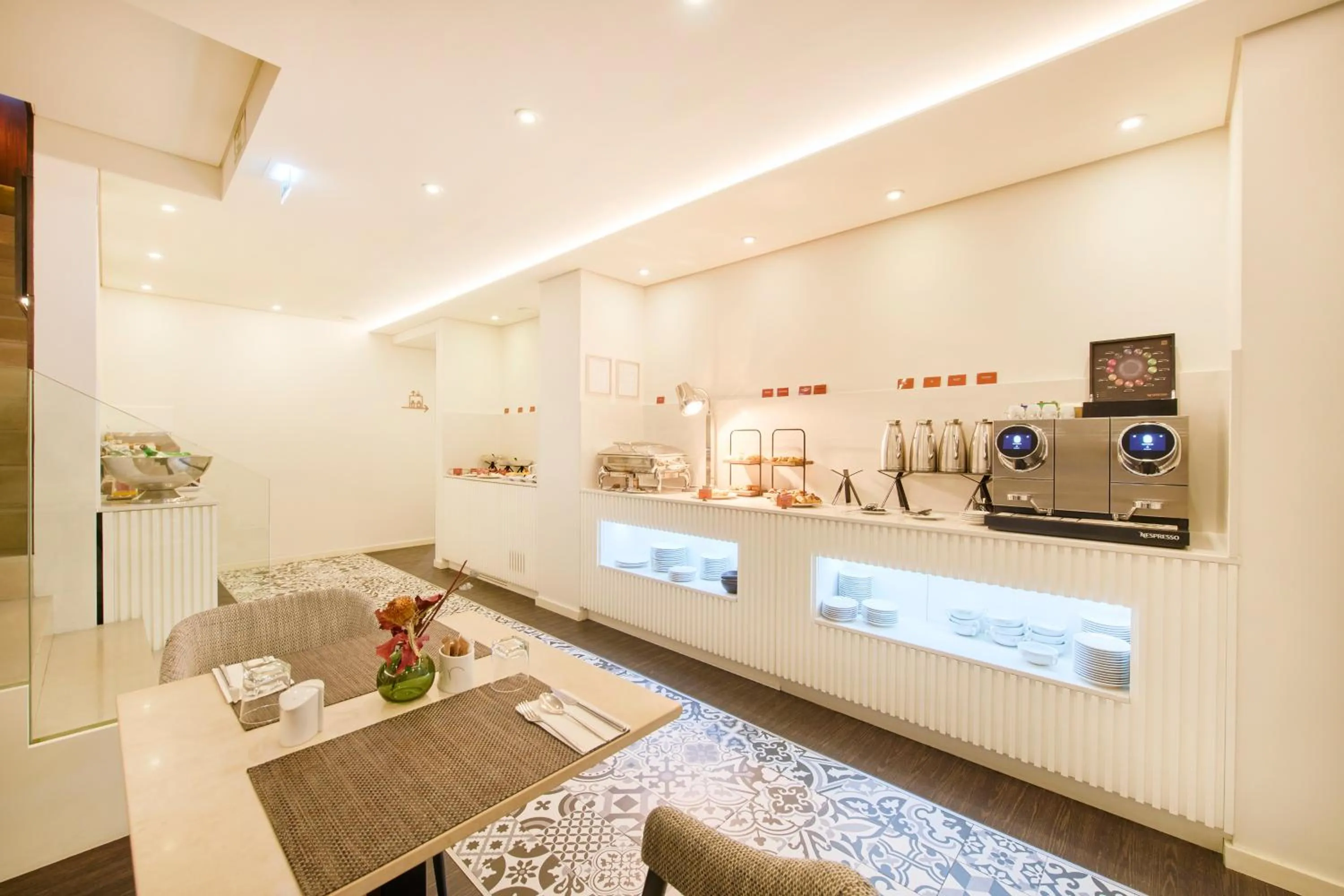 Breakfast in Hotel Moon & Sun Porto