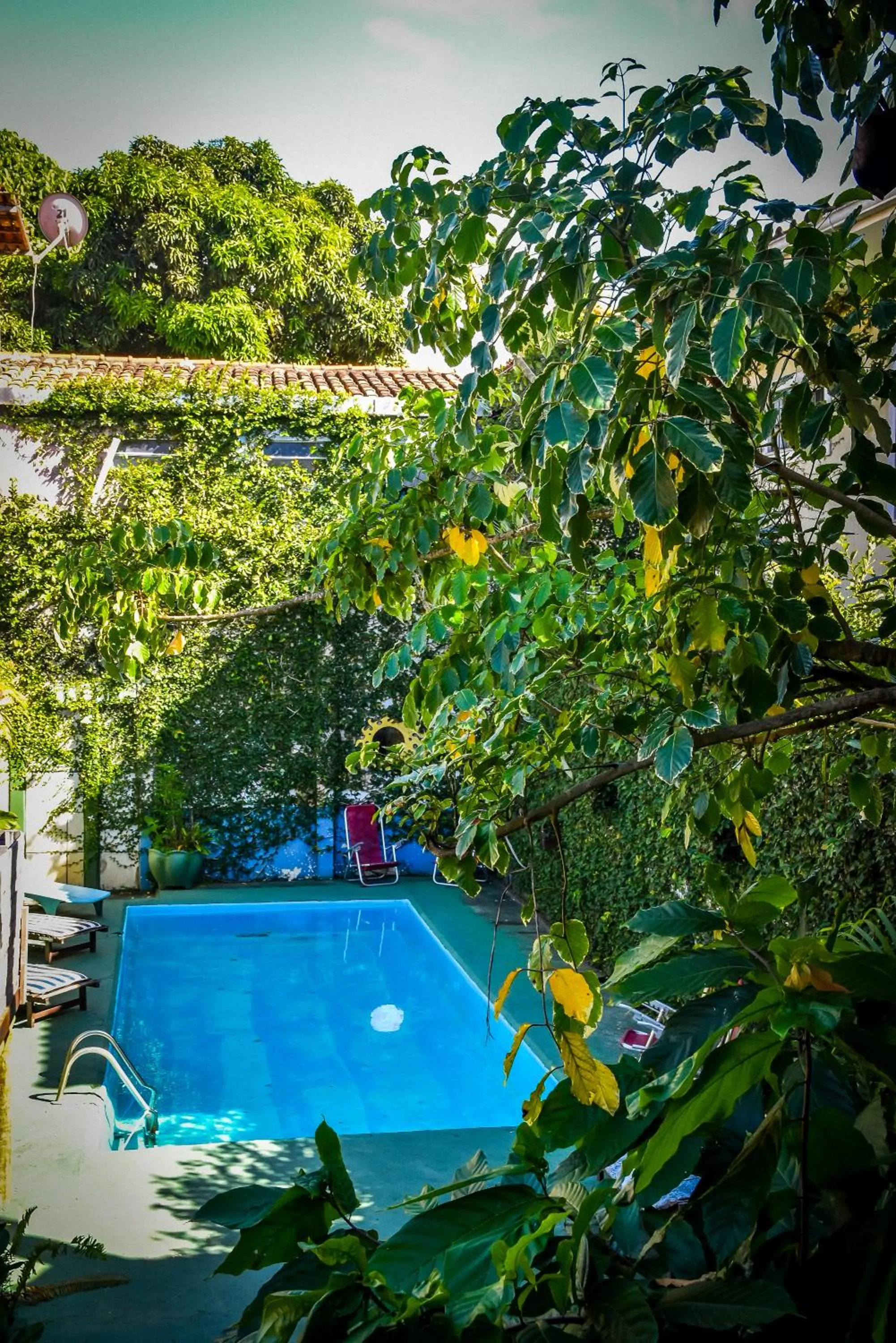 Pool view in Hospedagem La Bilbaina